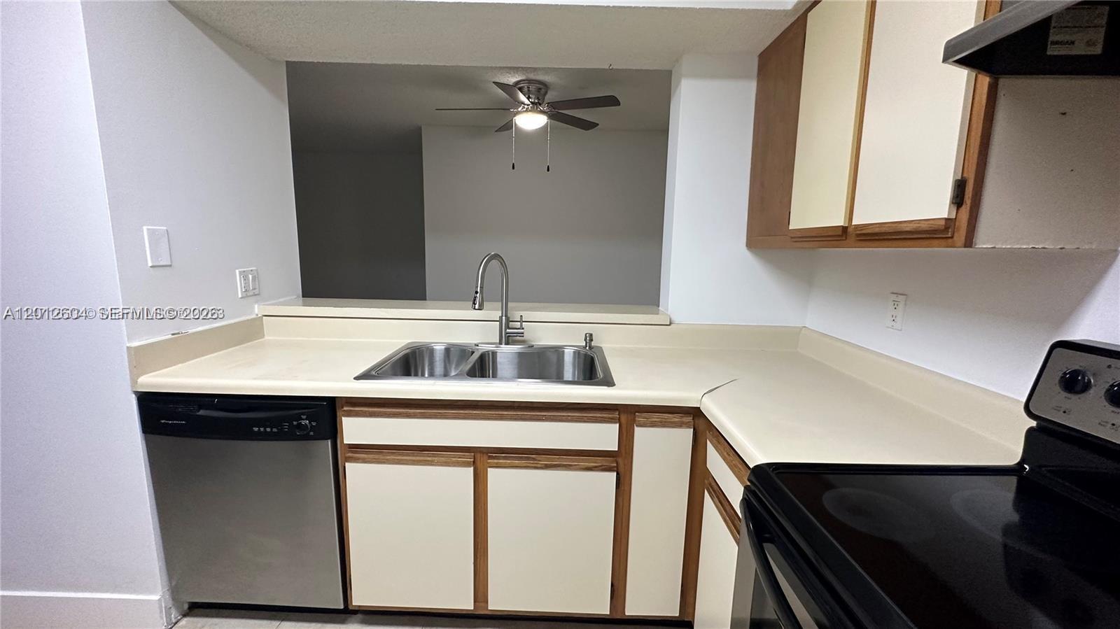 Property photo # 8