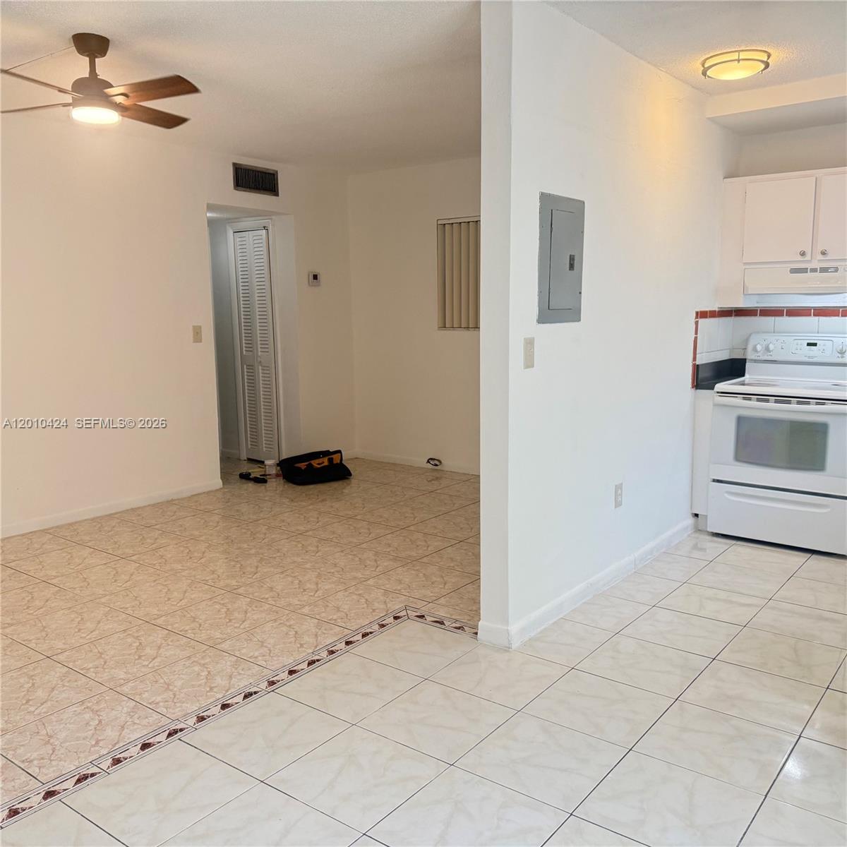 Property photo # 4
