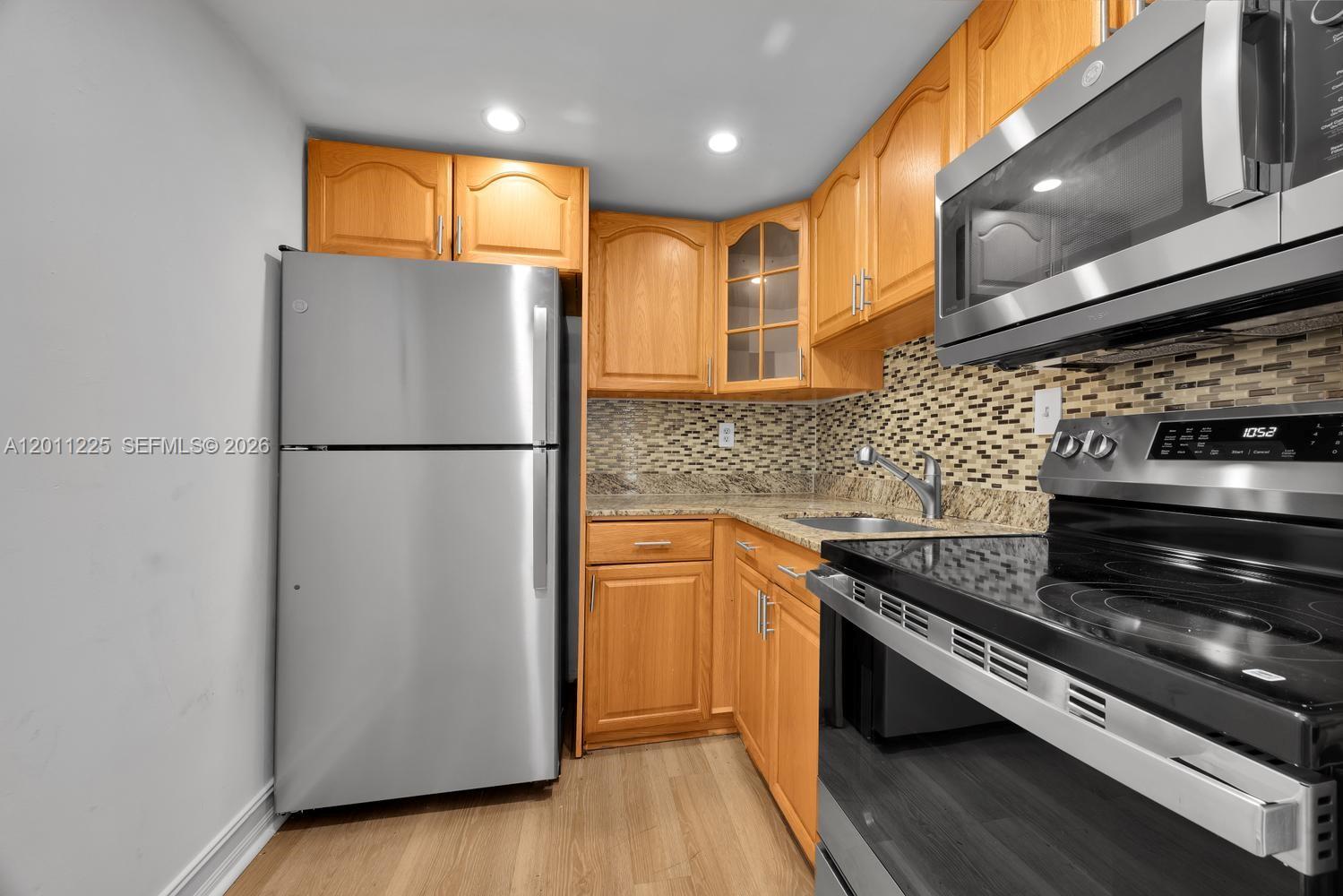 Property photo # 4