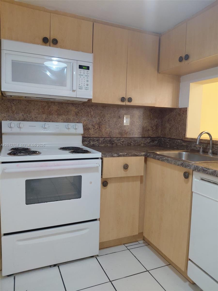 Property photo # 9