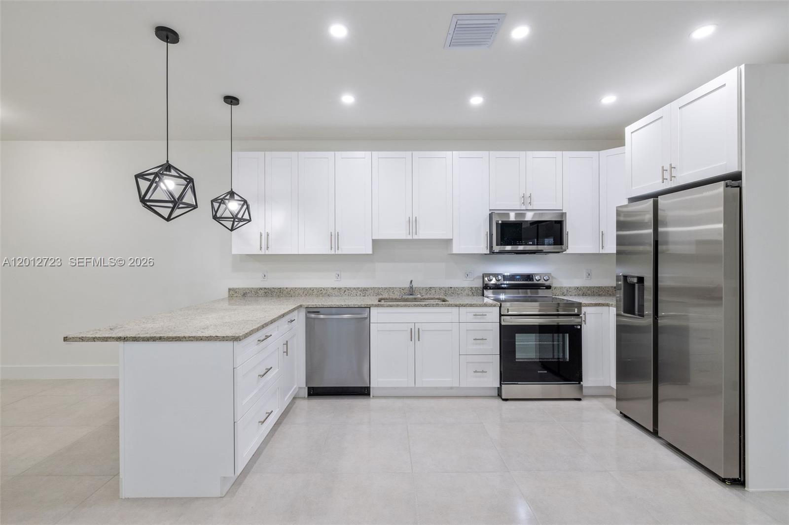Property photo # 4