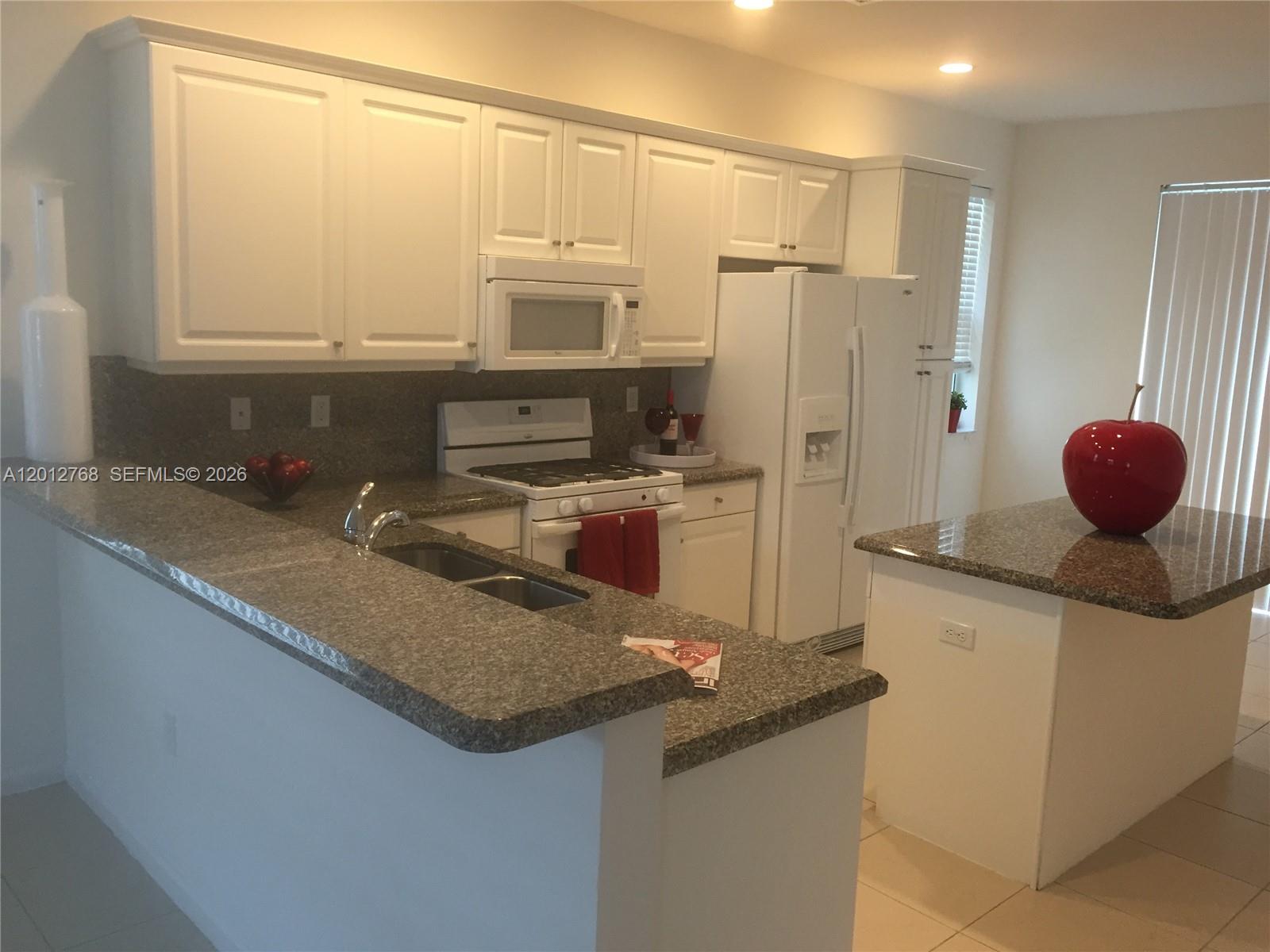 Property photo # 4