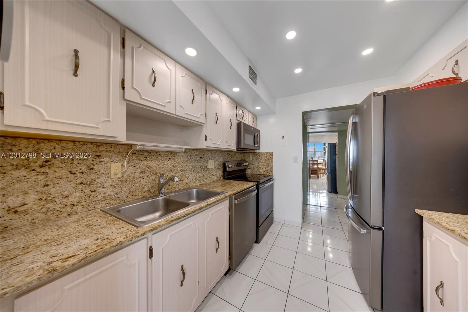 Ashleigh House Condo