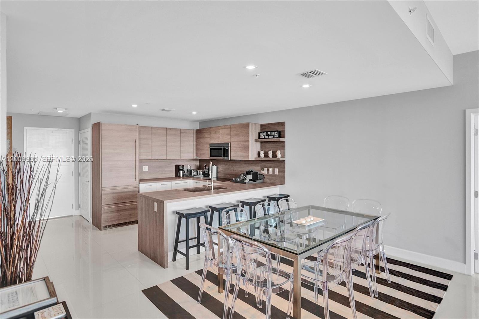Property photo # 6