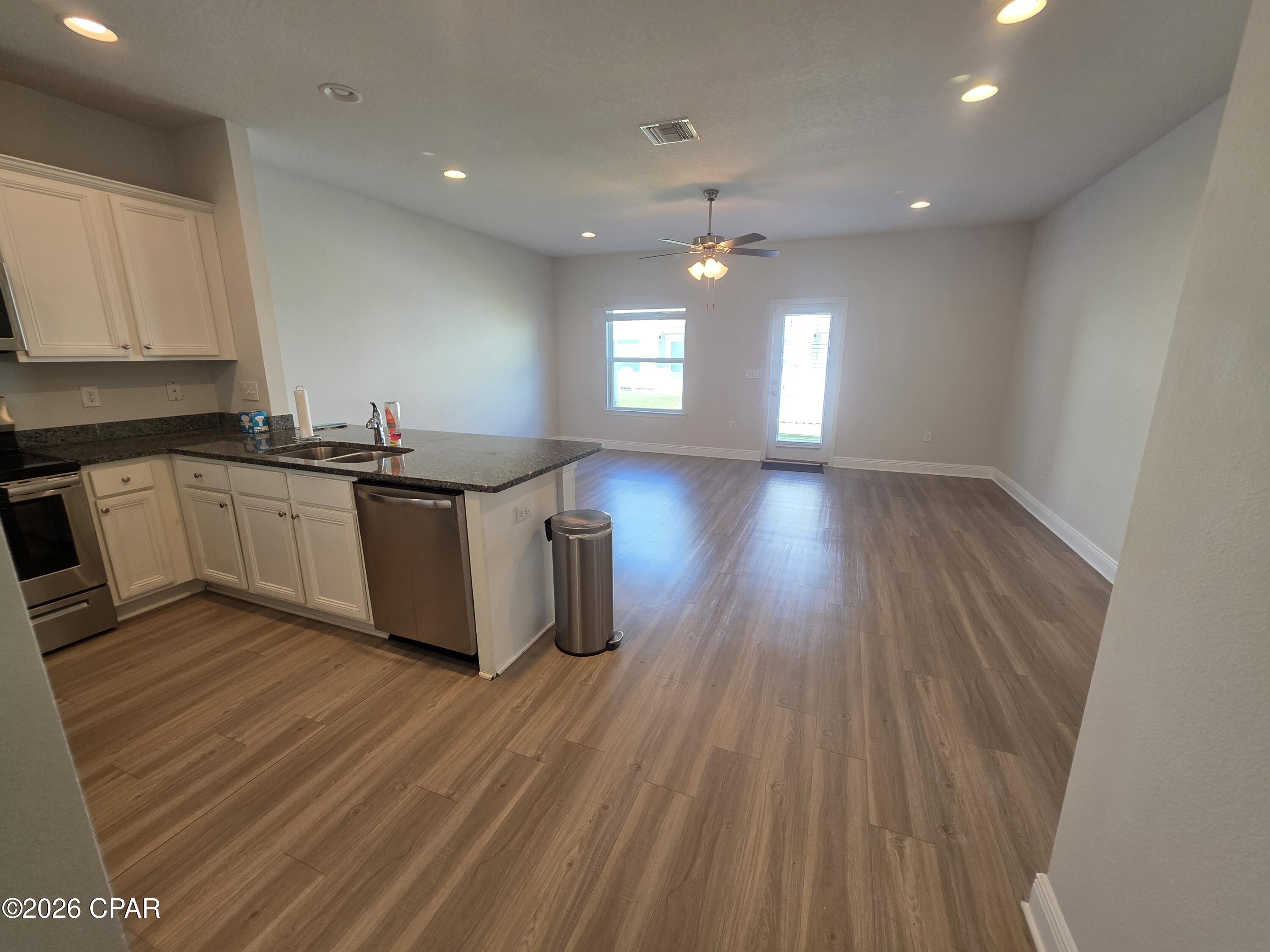 Image 4 For 106 Cascade Lane