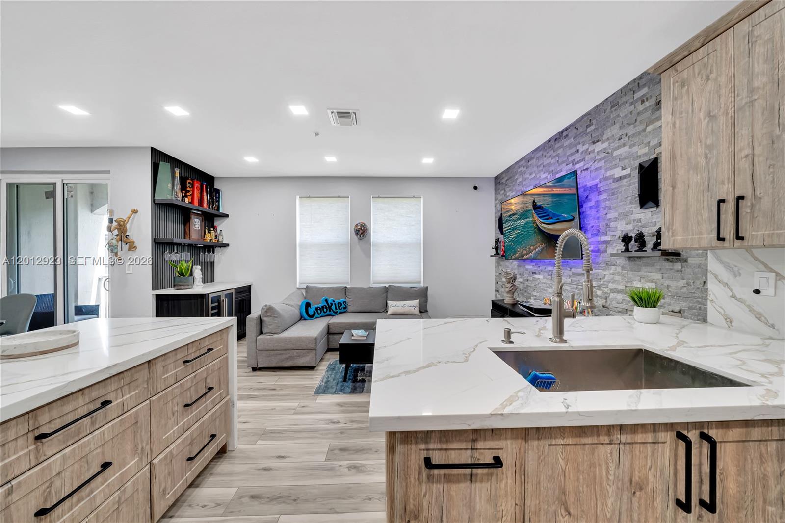 Property photo # 2