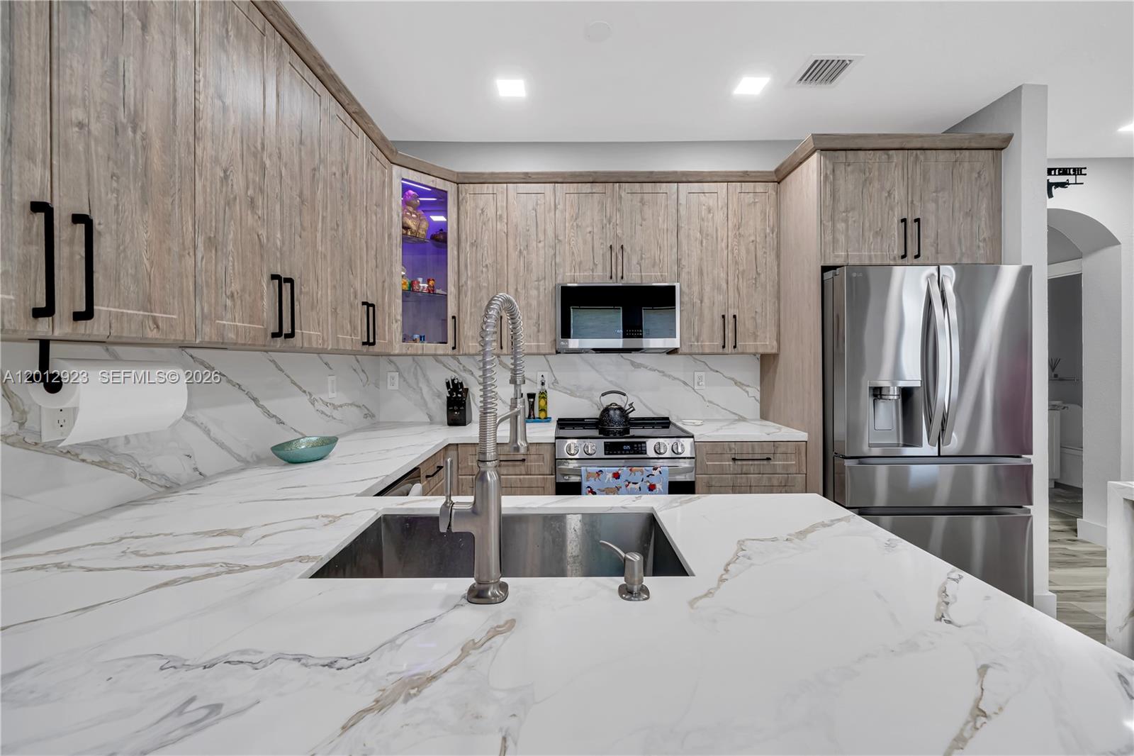 Property photo # 7