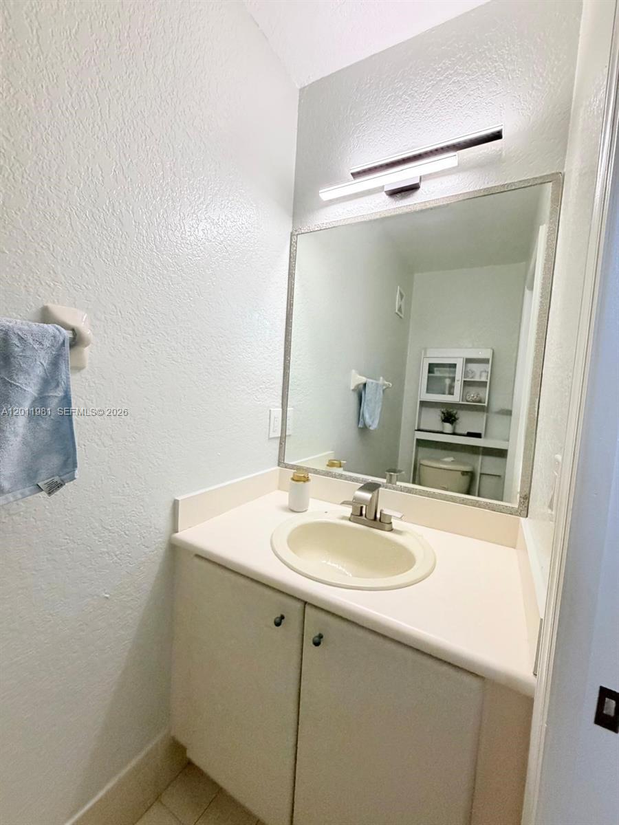 Property photo # 9