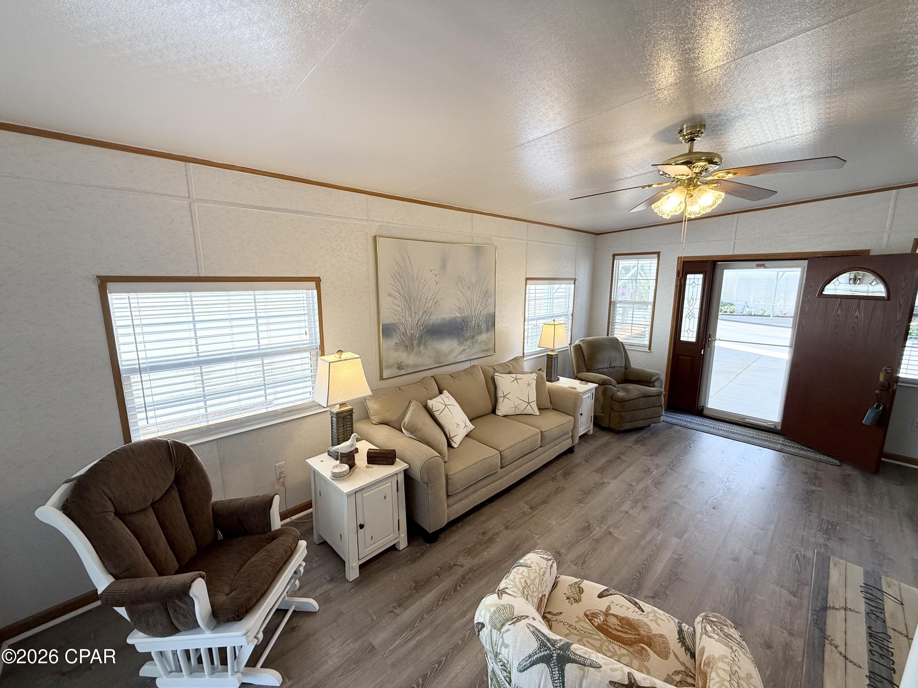 Image 7 For 1219 Thomas Drive 119