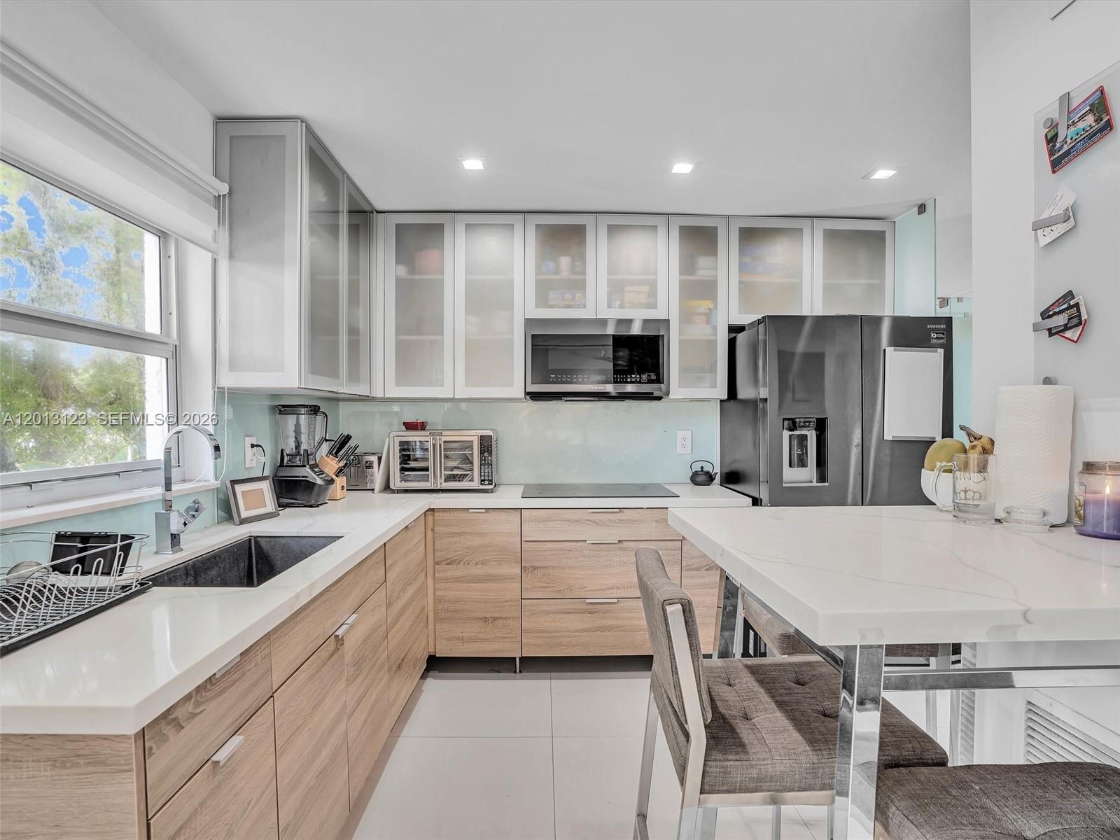 Michigan Terrace Condo