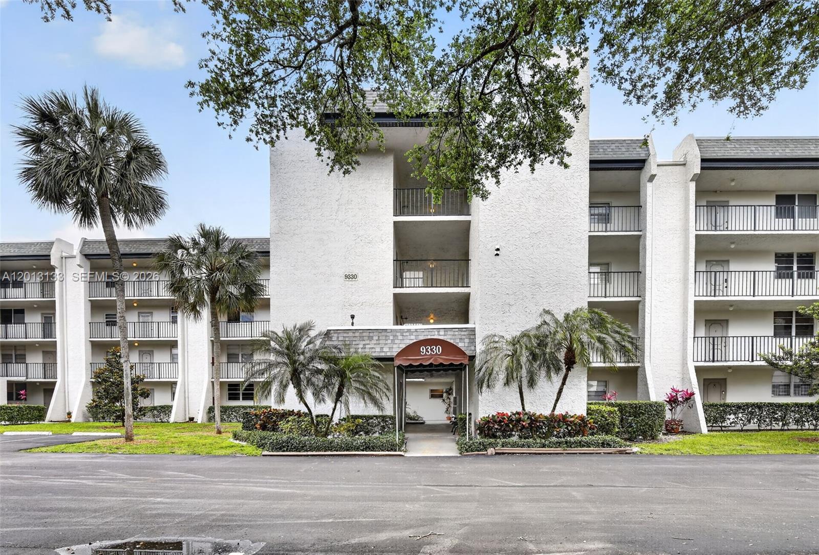 Poinciana 12 Pine Island