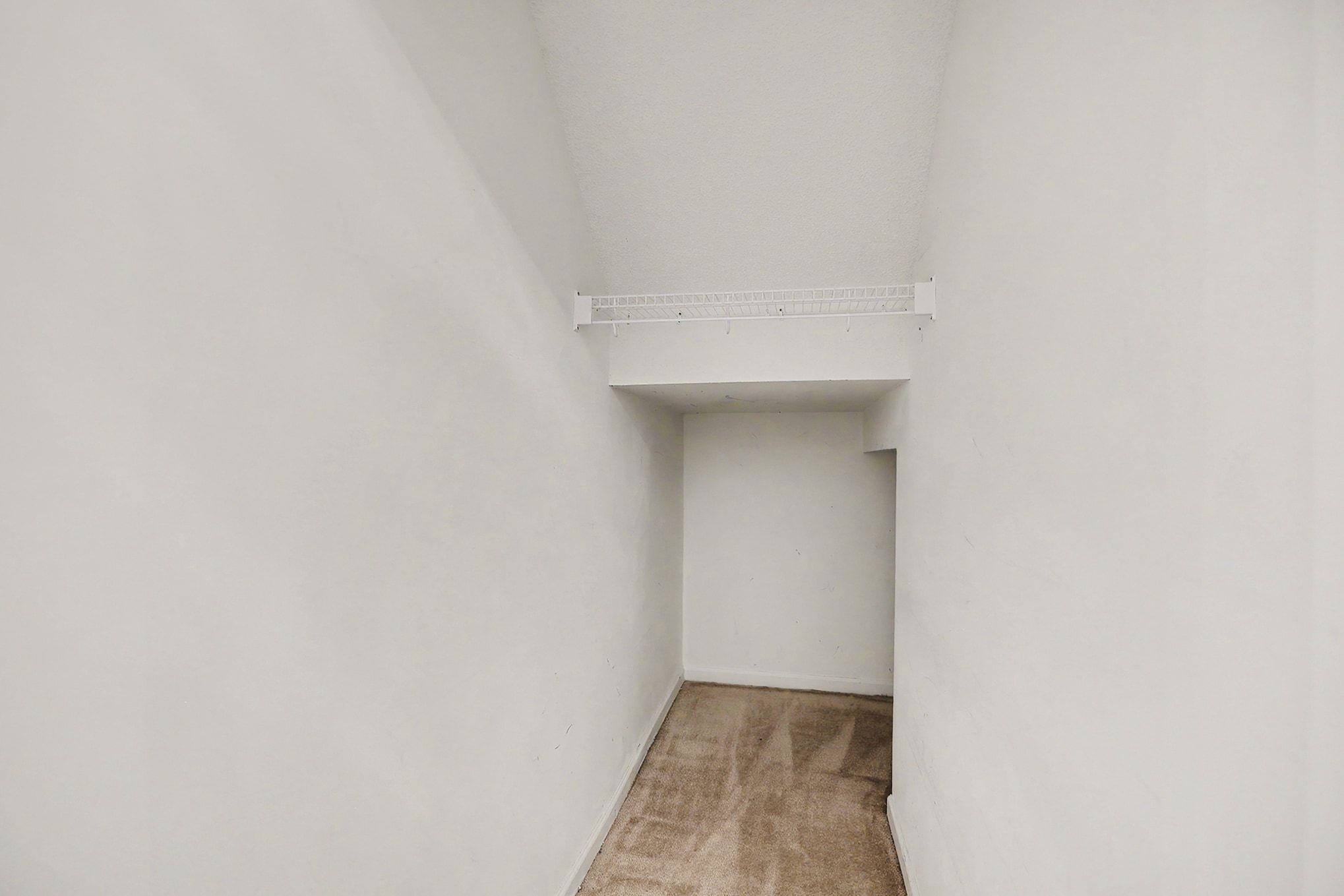 2611544 | Photo 10