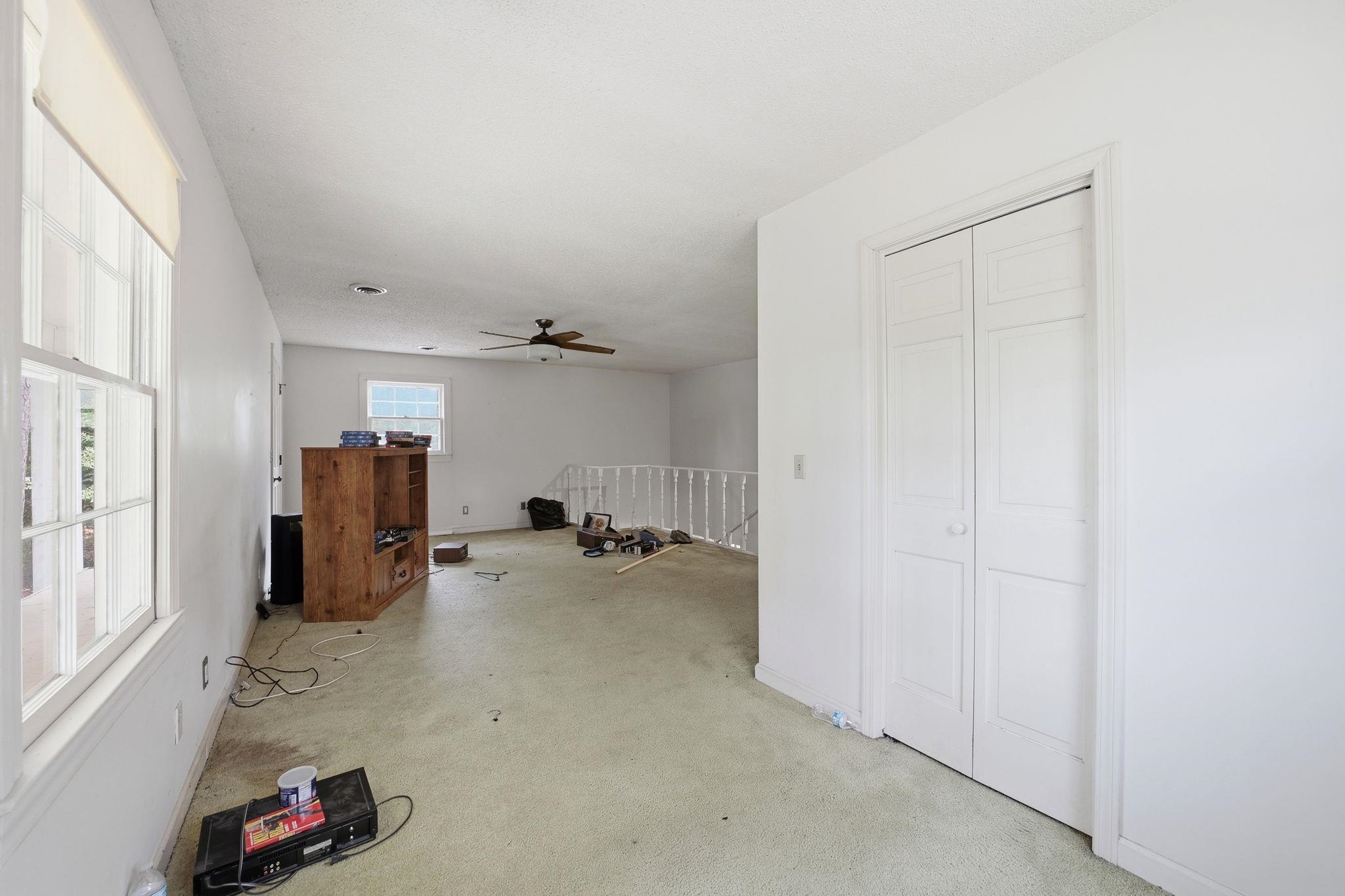 2611569 | Photo 26