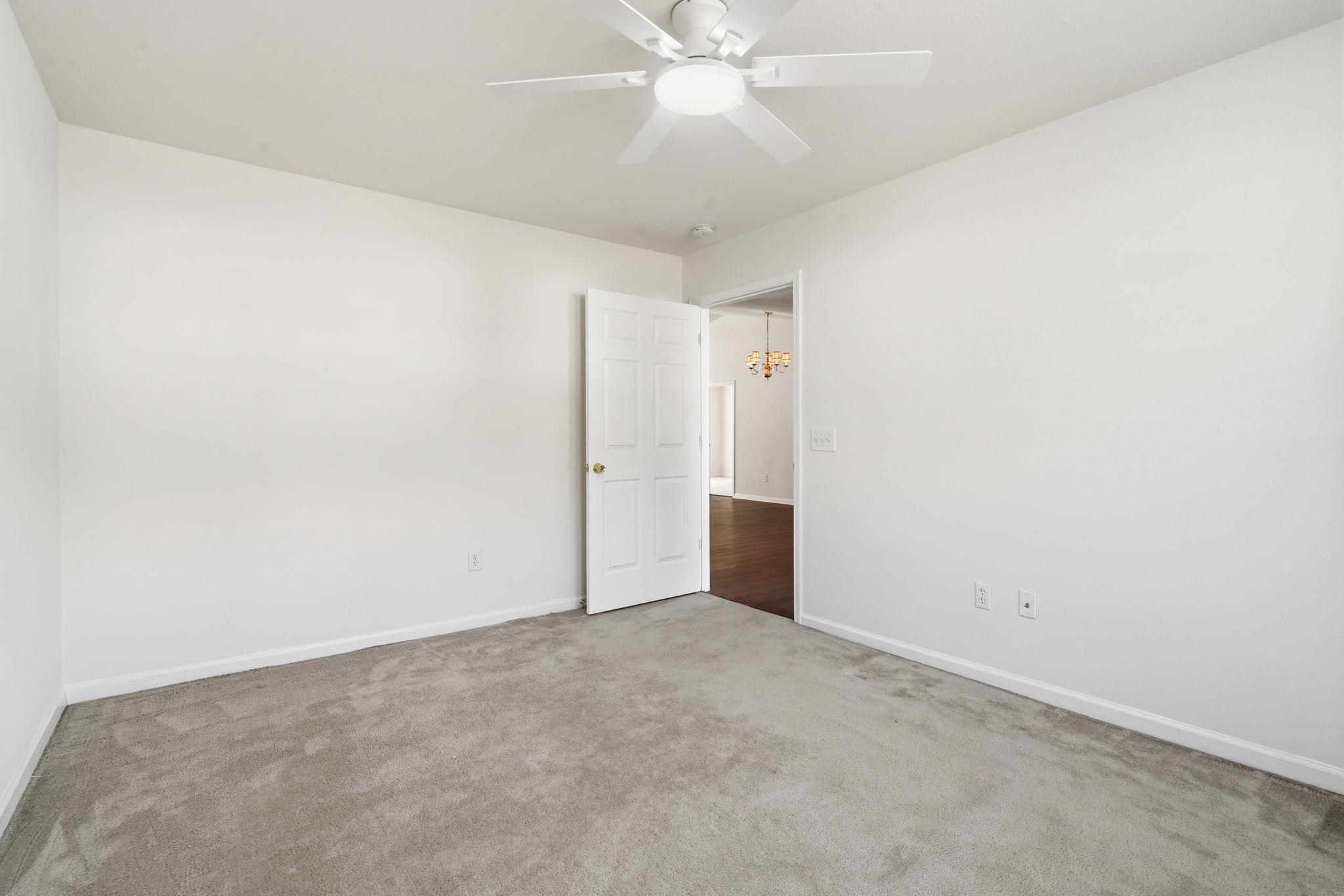 2611575 | Photo 27