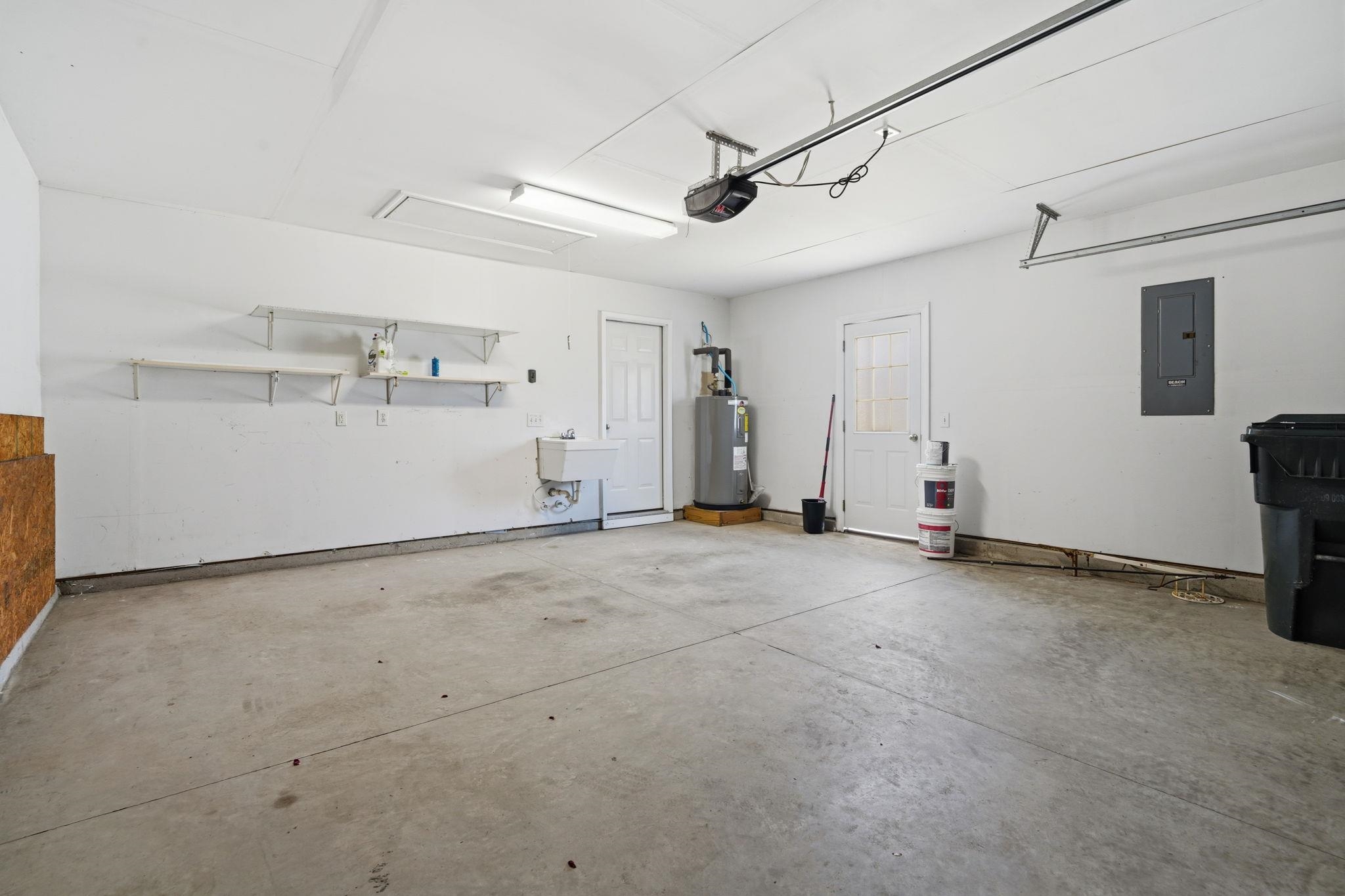 2611575 | Photo 41