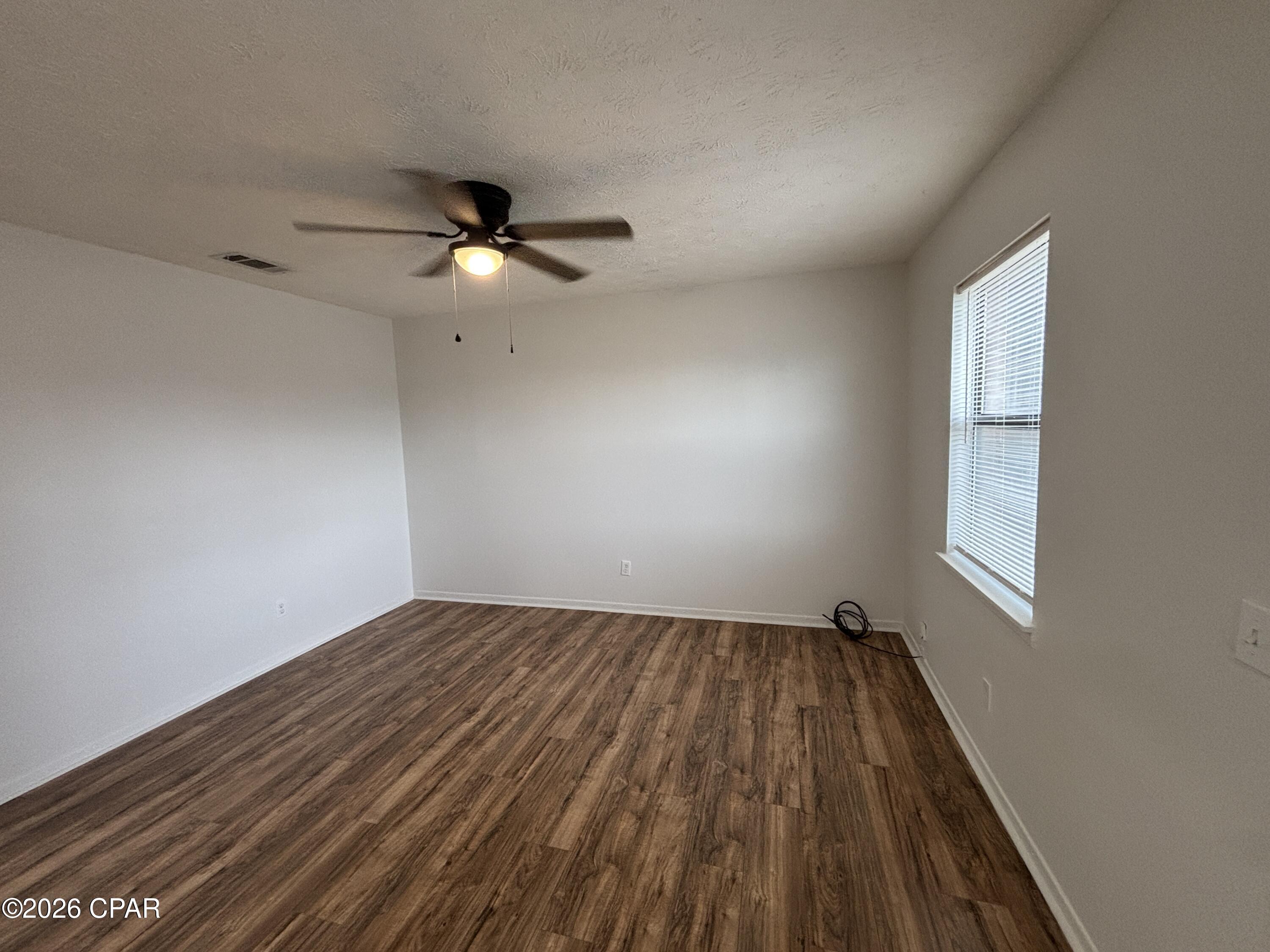 Image 4 For 2409 10th Street A