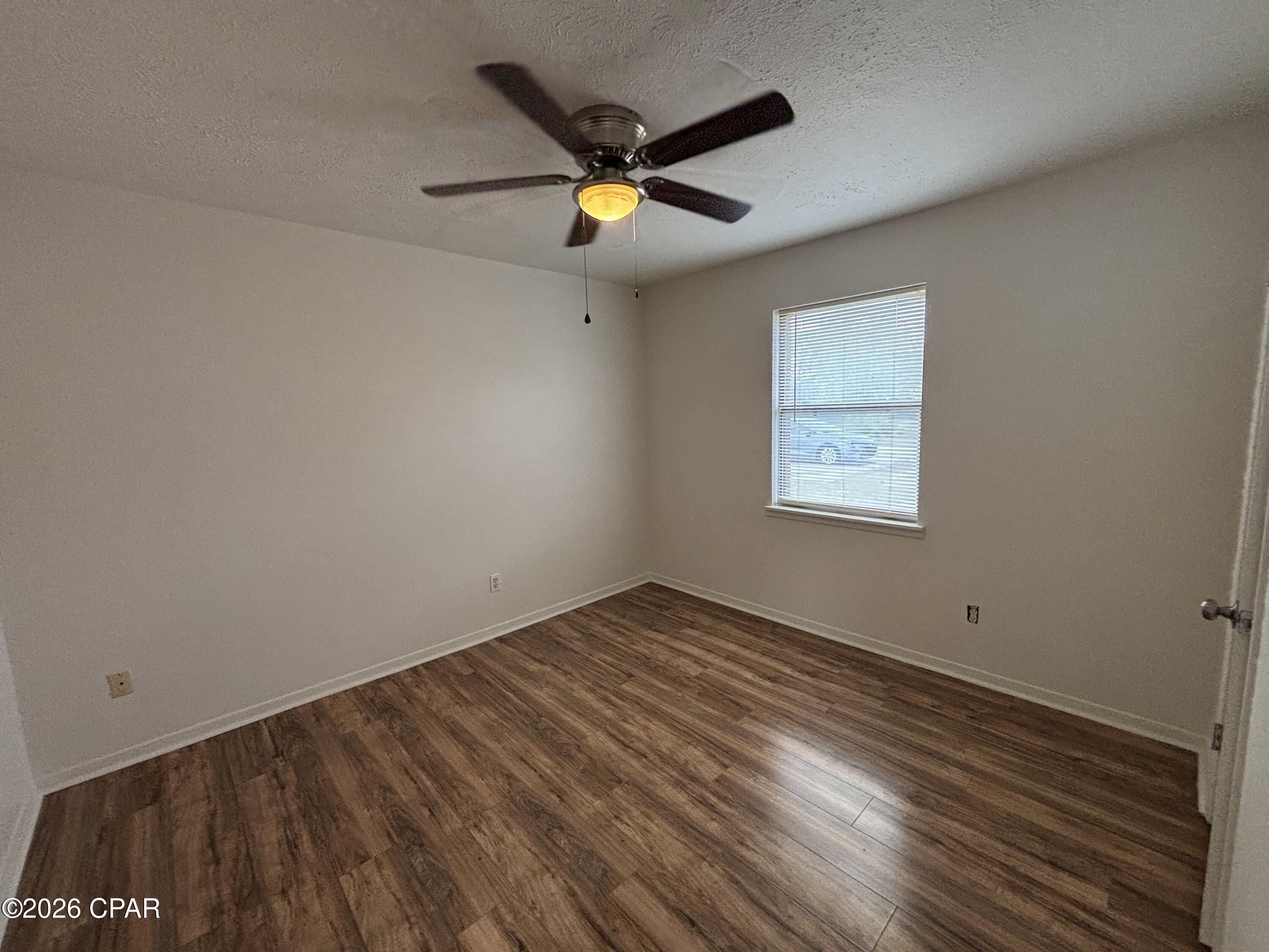 Image 5 For 2409 10th Street A