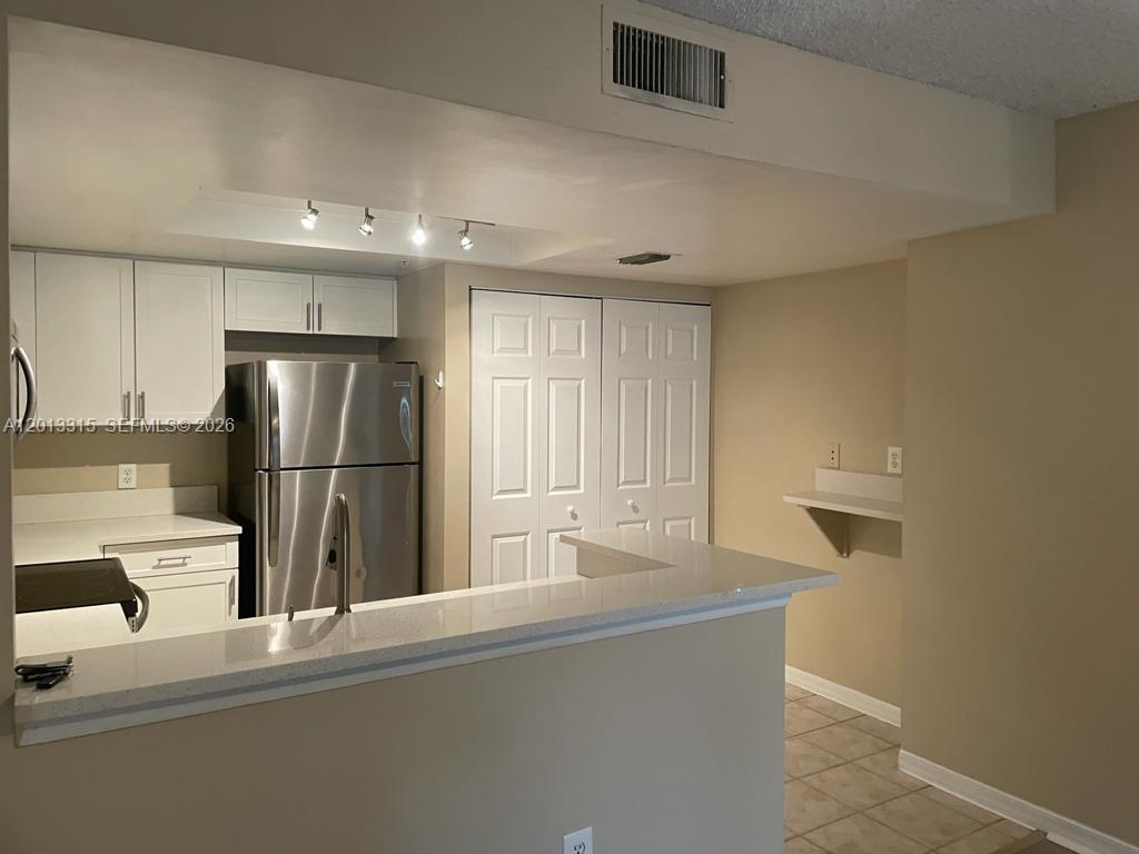 4195 Haverhill Rd Unit 318, West Palm Beach, Florida 33417