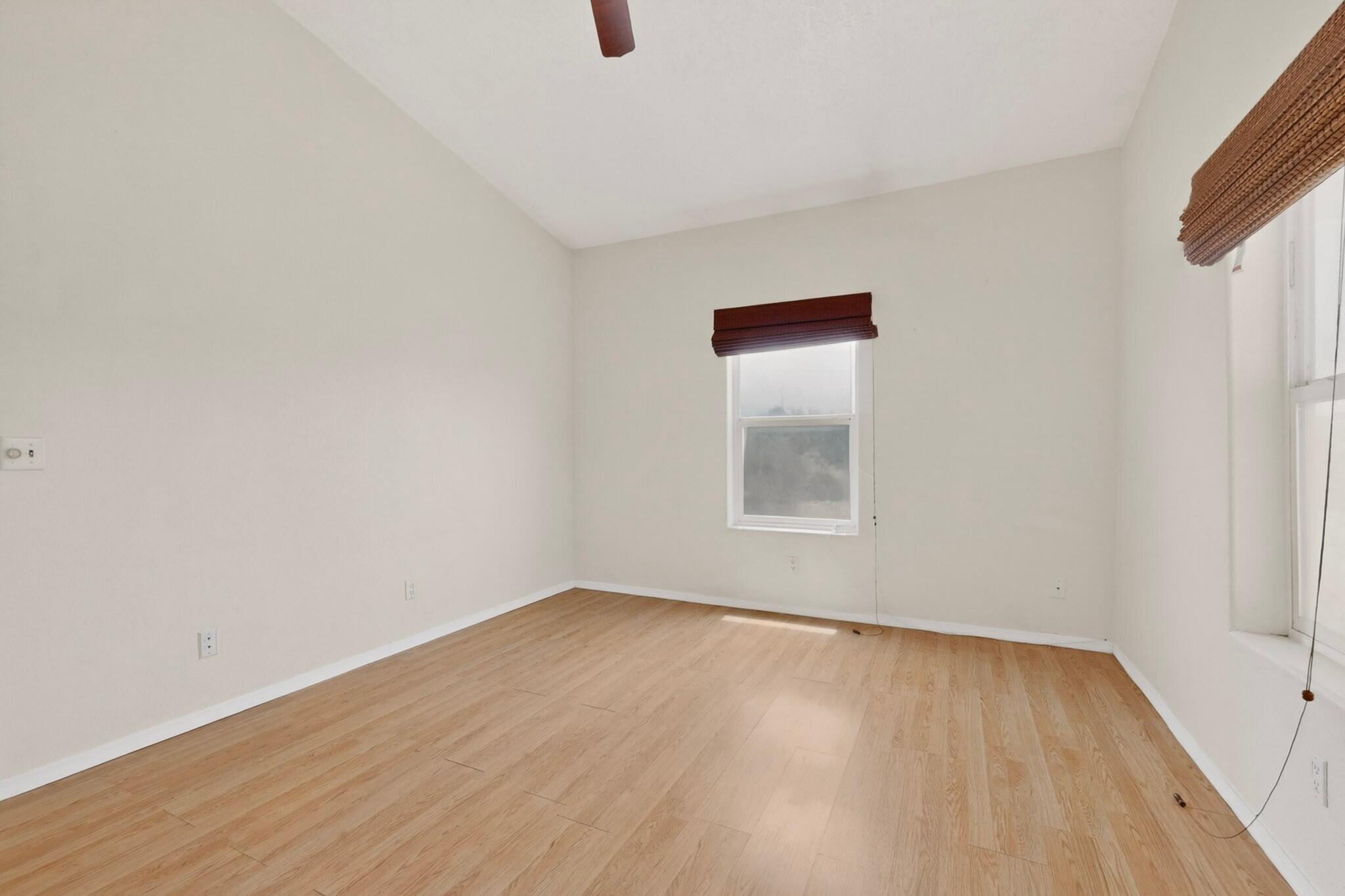 Photo 10 — 600 Rio Hondo Road NE