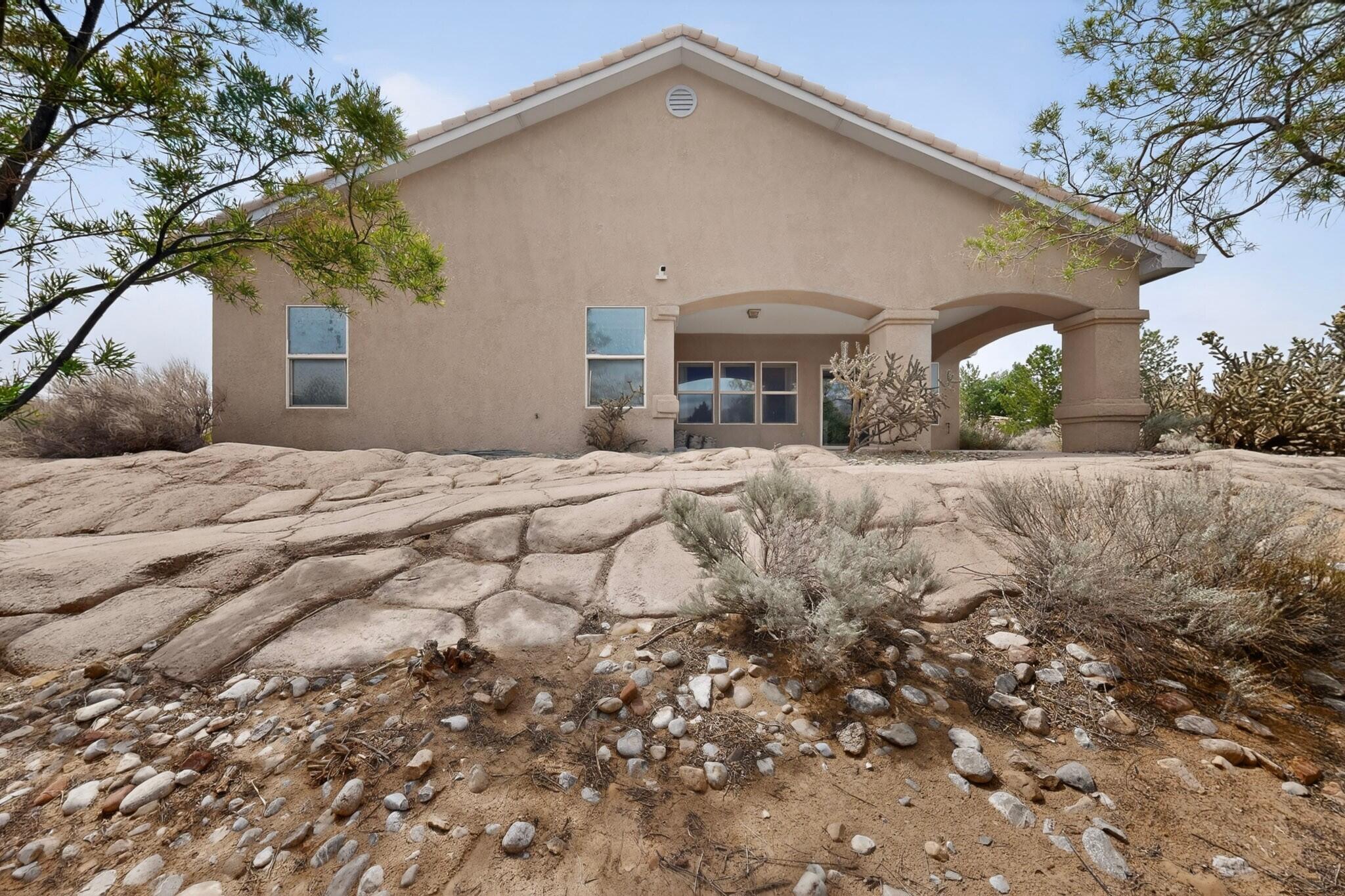 Photo 14 — 600 Rio Hondo Road NE