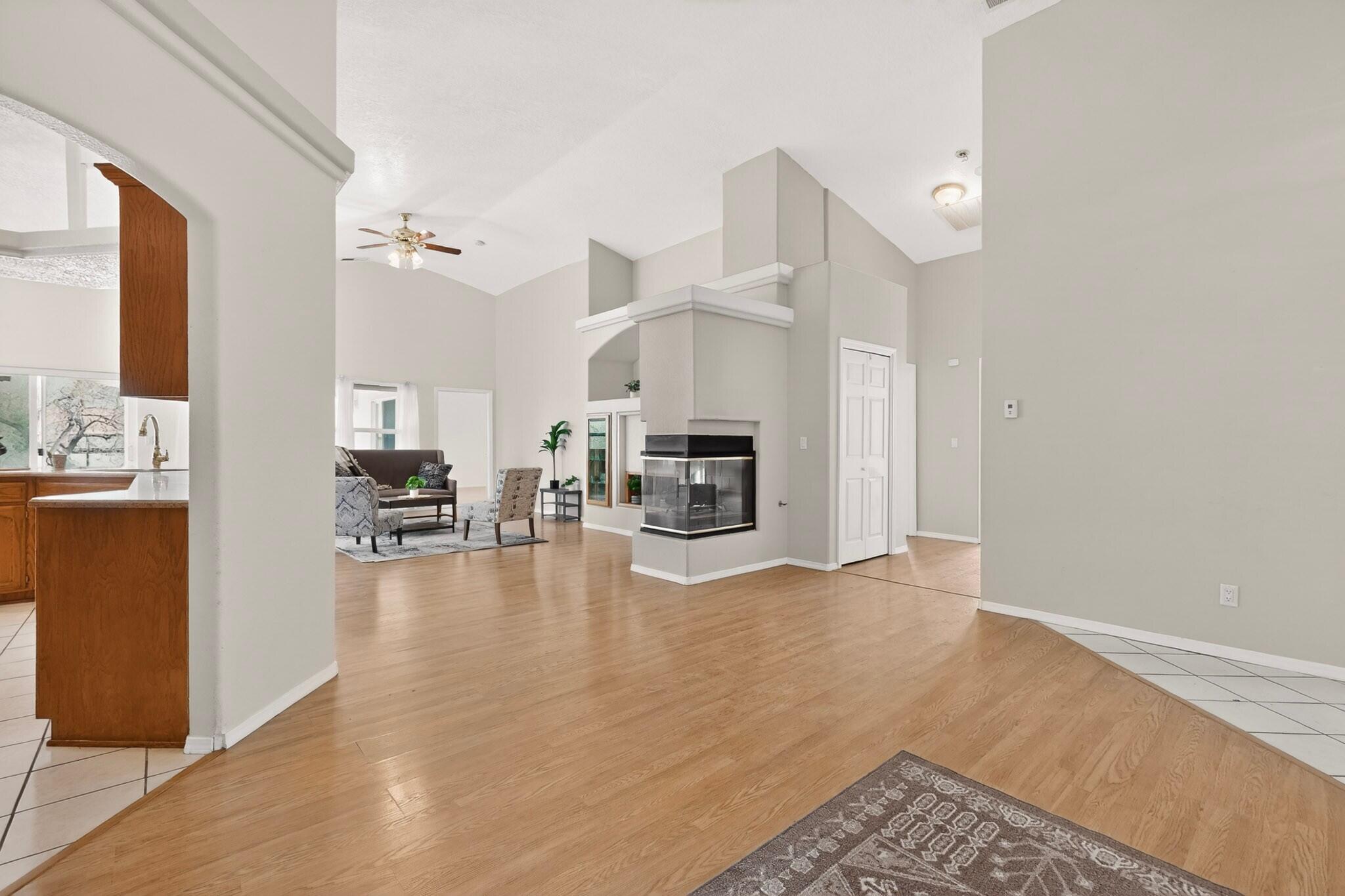Photo 3 of Sale Pending at 600 Rio Hondo Rd Ne, Rio Rancho, NM 87144 | MLS# 1102914 | Listing updated on 2026-09-21