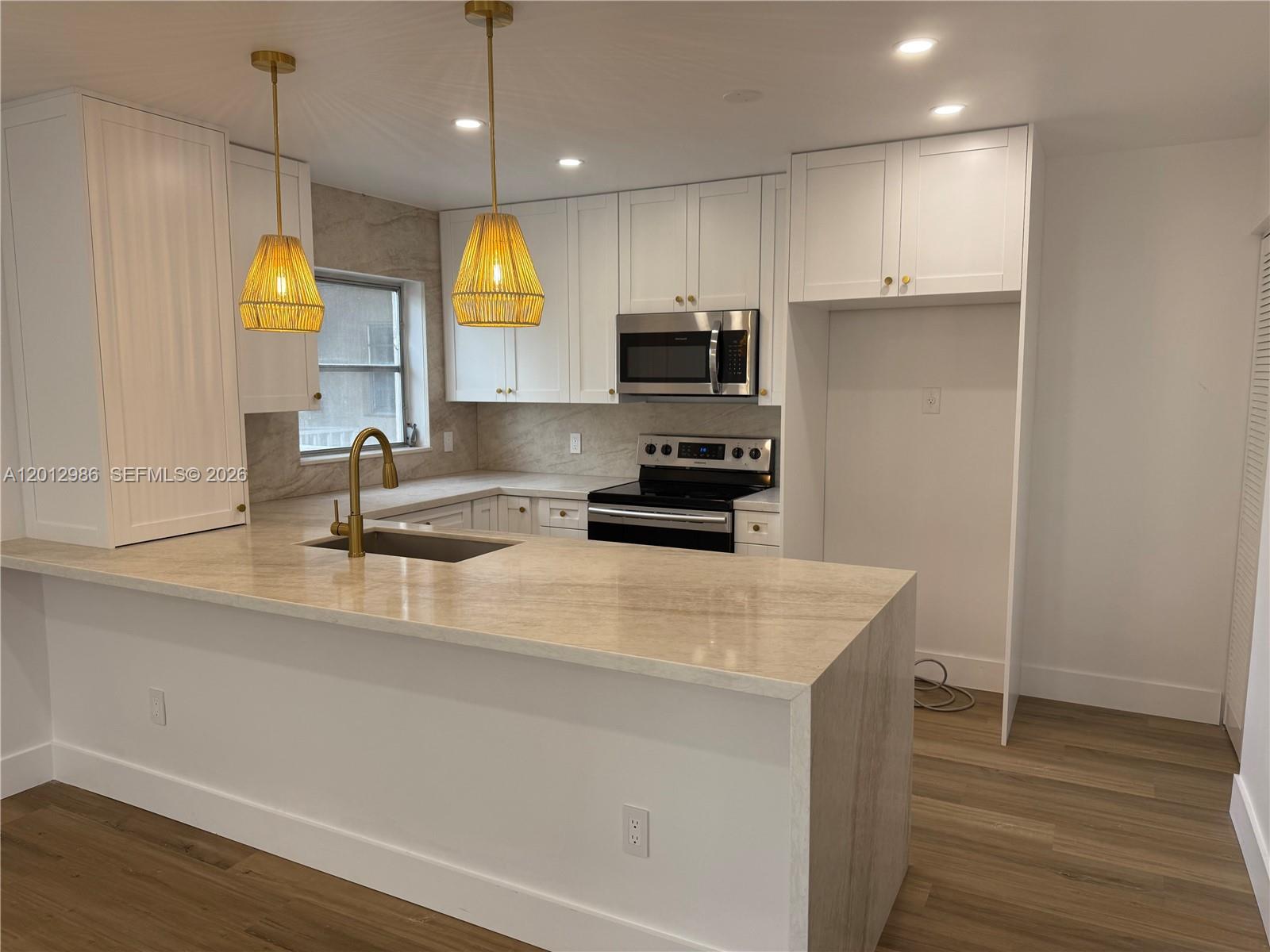 Property photo # 0