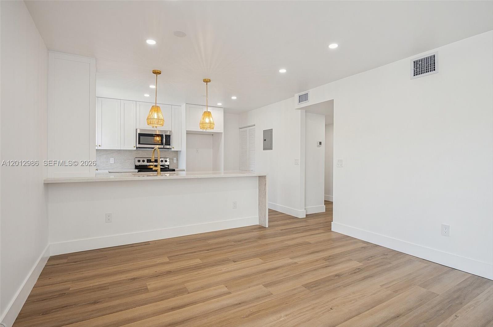 Property photo # 4