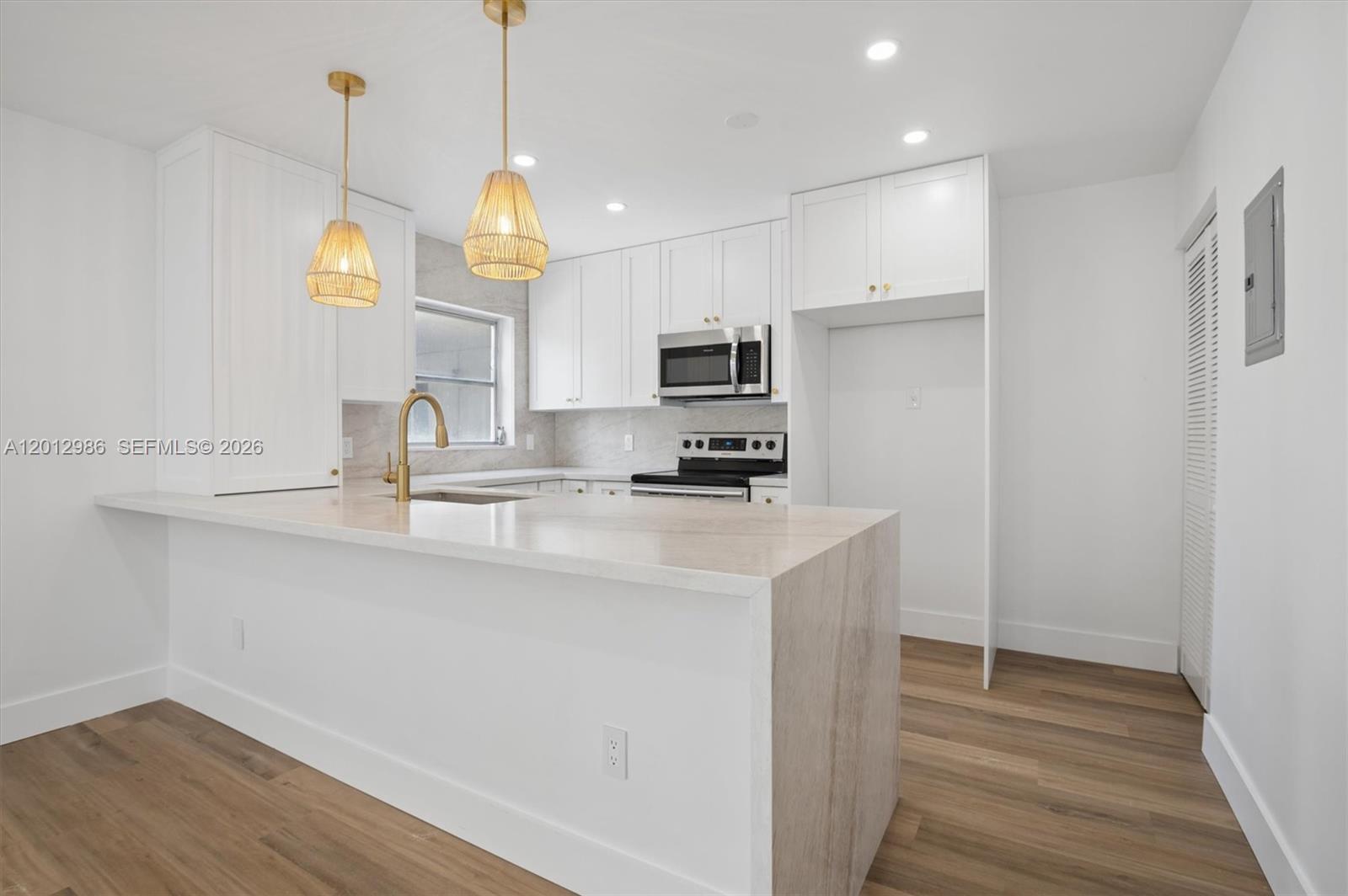 Property photo # 8
