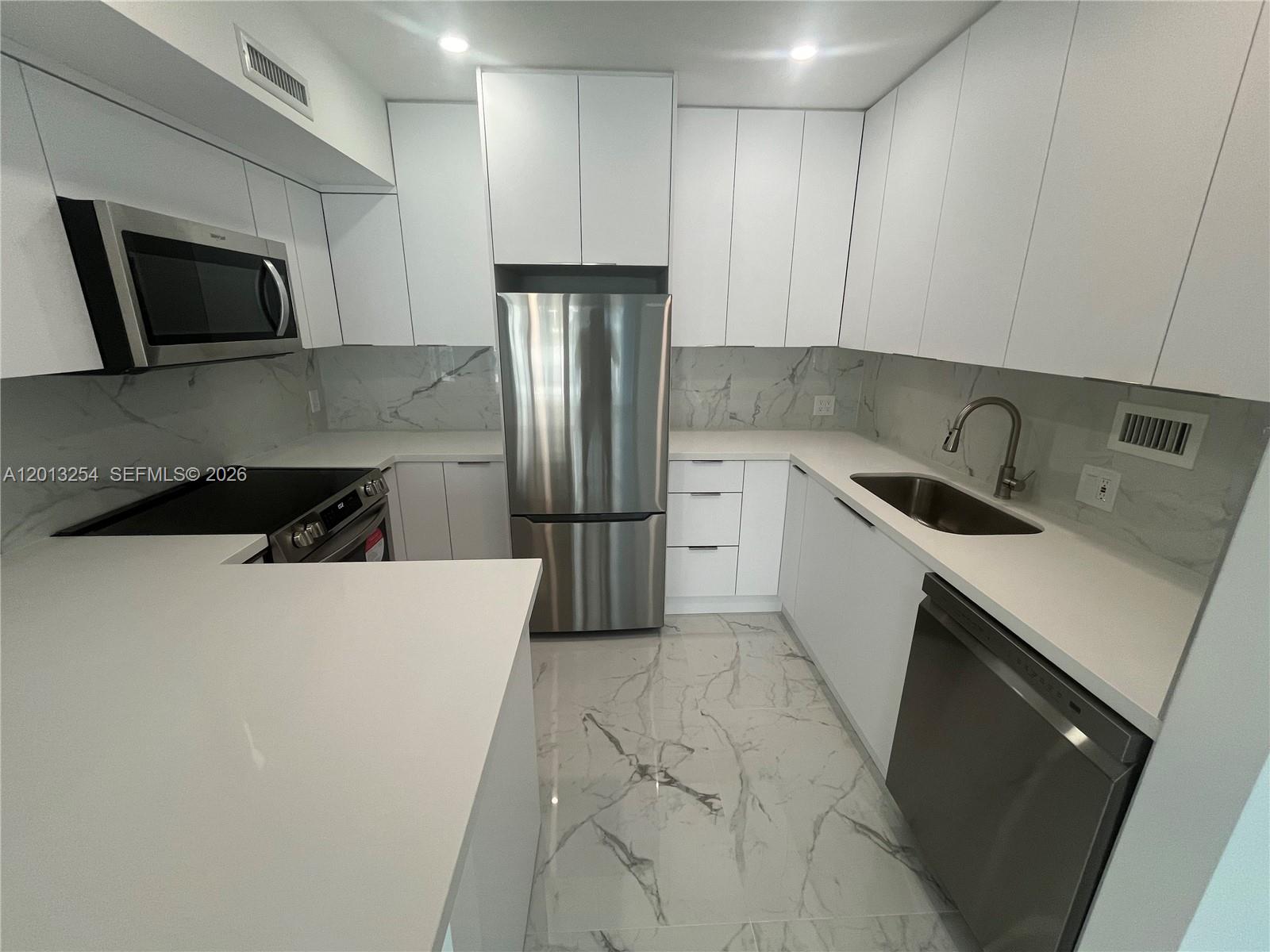 Property photo # 9