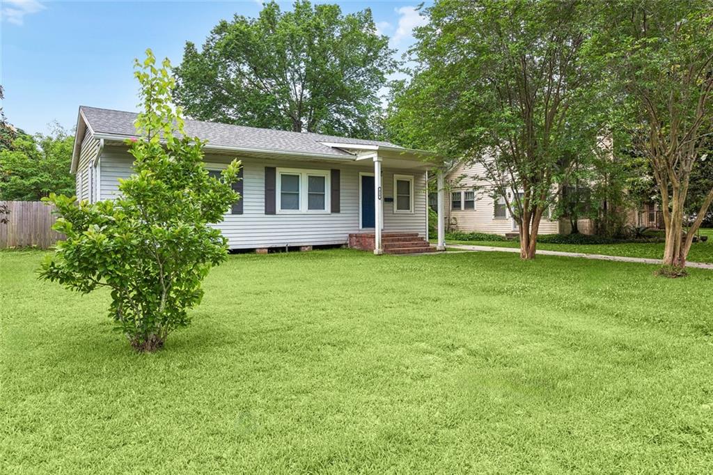 Homes for sale in Baton Rouge, LA | 418 Delgado Dr, Baton Rouge, LA 70808 | MLS# 2556023
