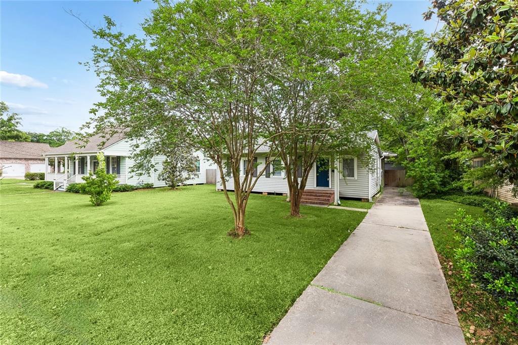 Homes for sale in Baton Rouge, LA | 418 Delgado Dr, Baton Rouge, LA 70808 | MLS# 2556023