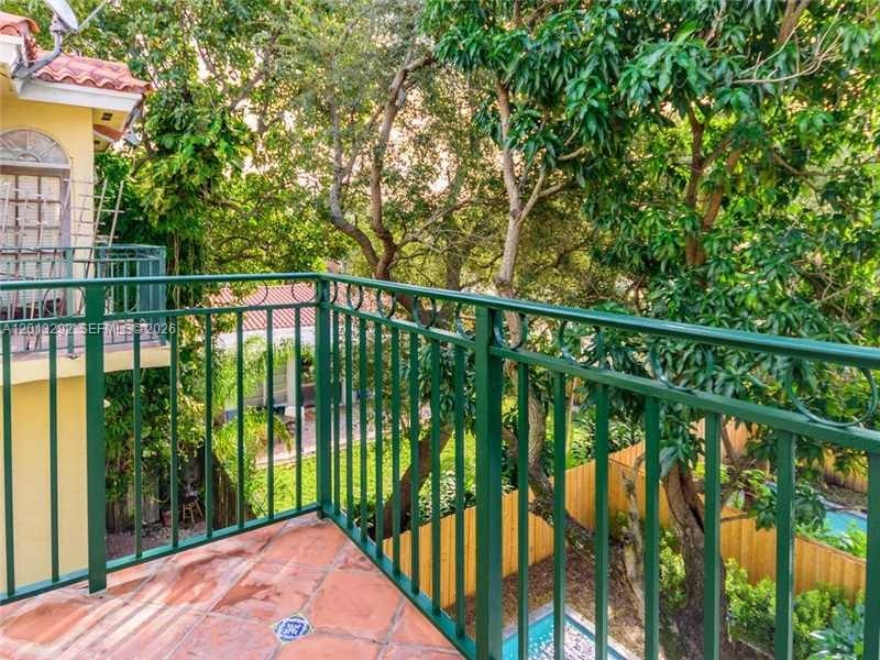 Property photo # 8