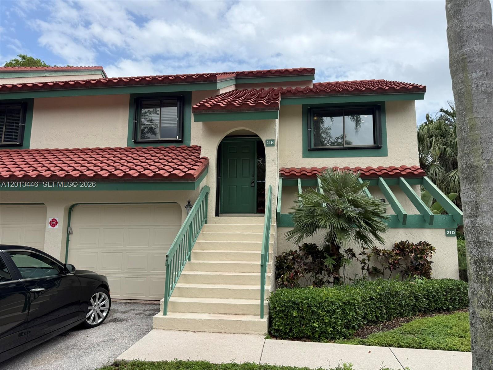 Lexington Green Condo