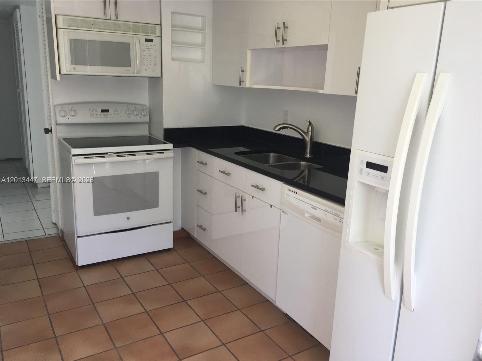 Property photo # 4