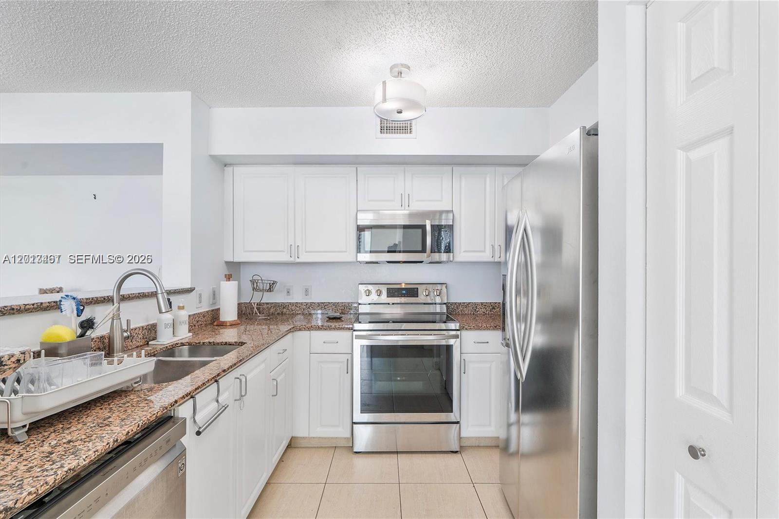 Property photo # 9