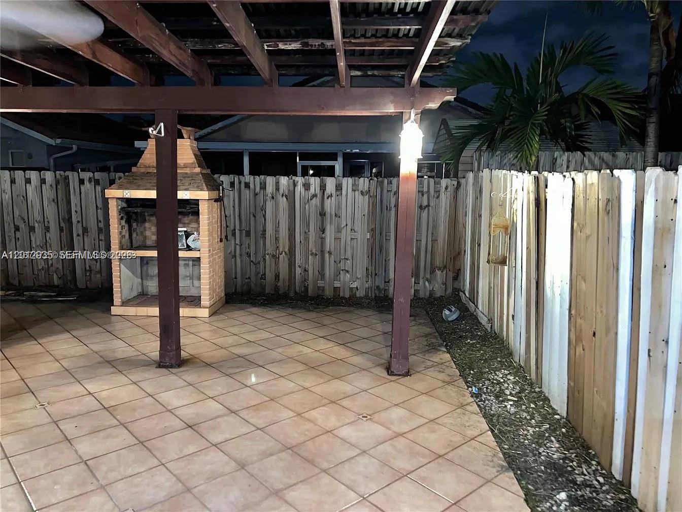 Property photo # 4