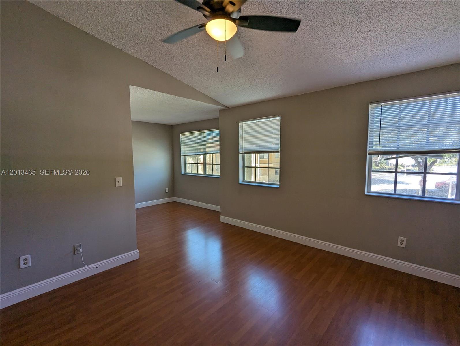 Property photo # 4