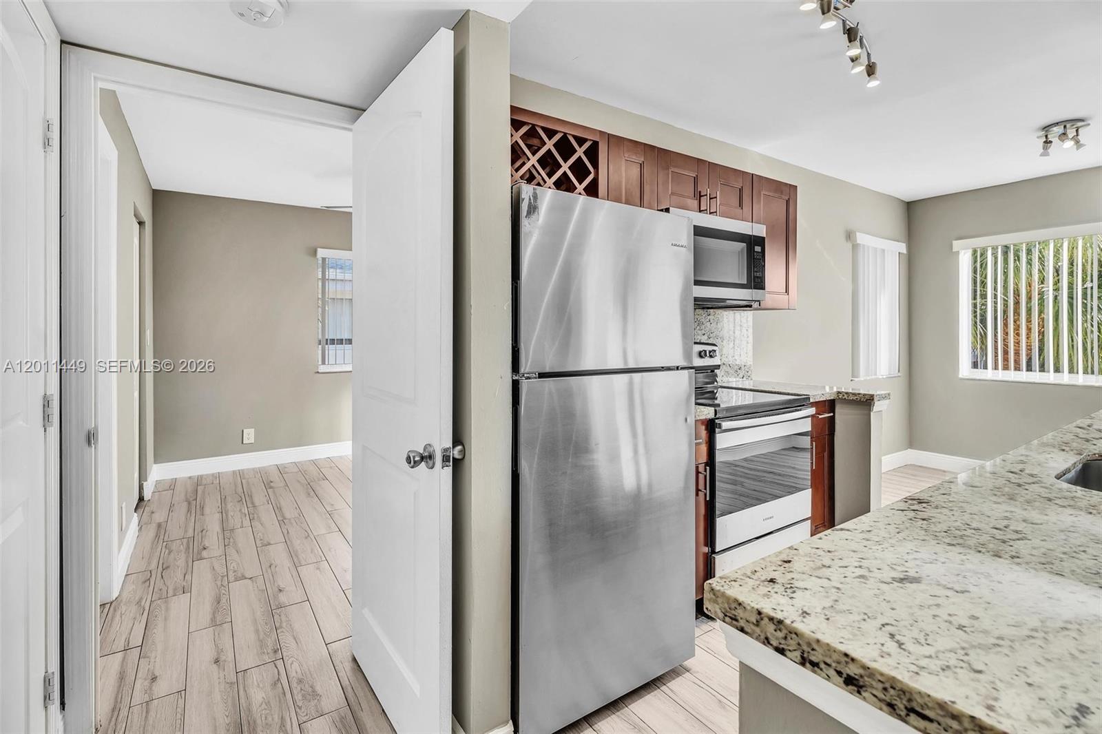 Property photo # 8