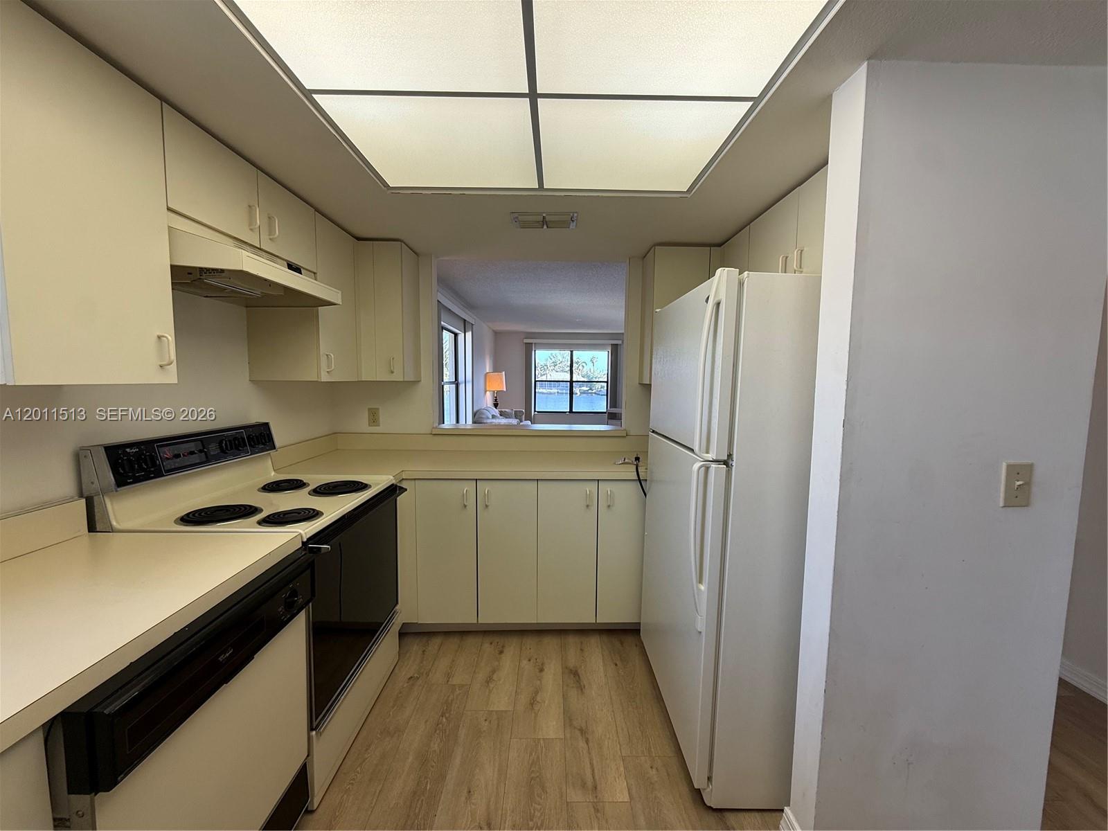 Property photo # 8
