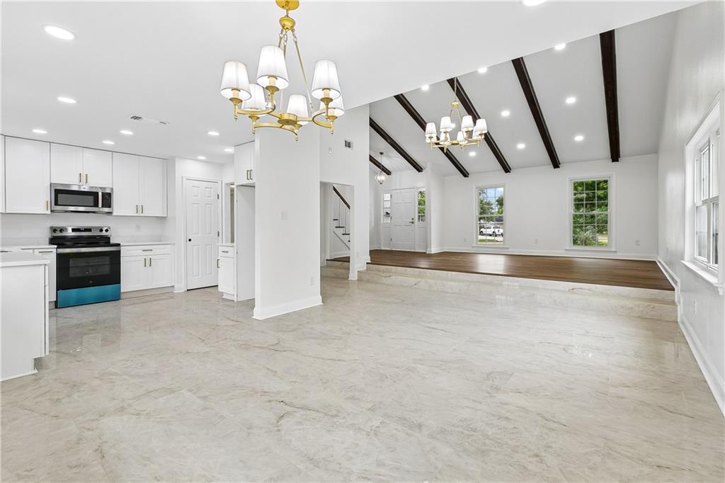 Photo 4 of Single family home for sale at 409 Lynnmeade Rd, Gretna, LA 70056 | MLS# 2555873 | Listing updated on 2026-09-18