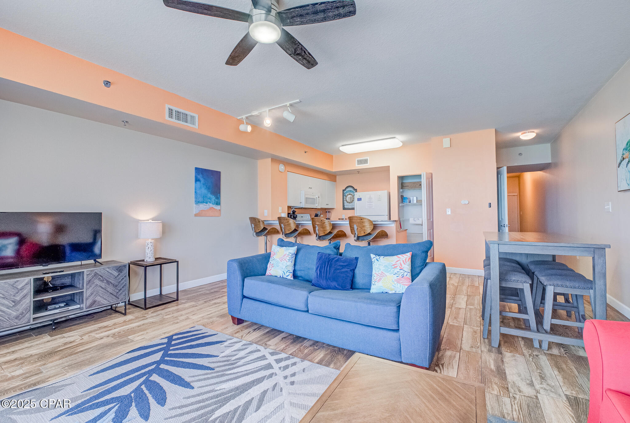 Image 2 For 9900 Thomas Drive 802