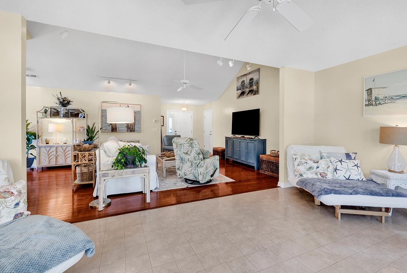 2611636 | Photo 12