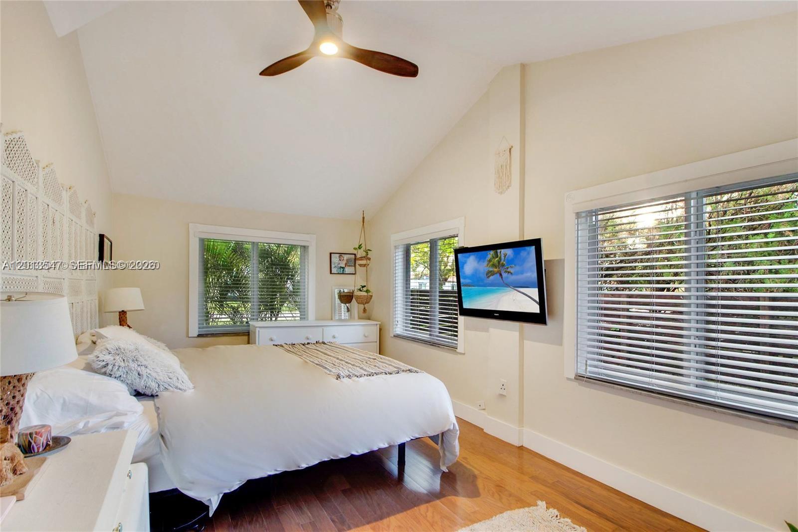 Property photo # 6