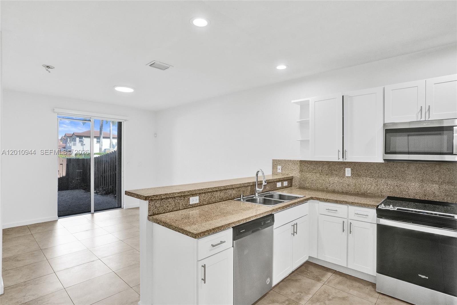 Property photo # 9