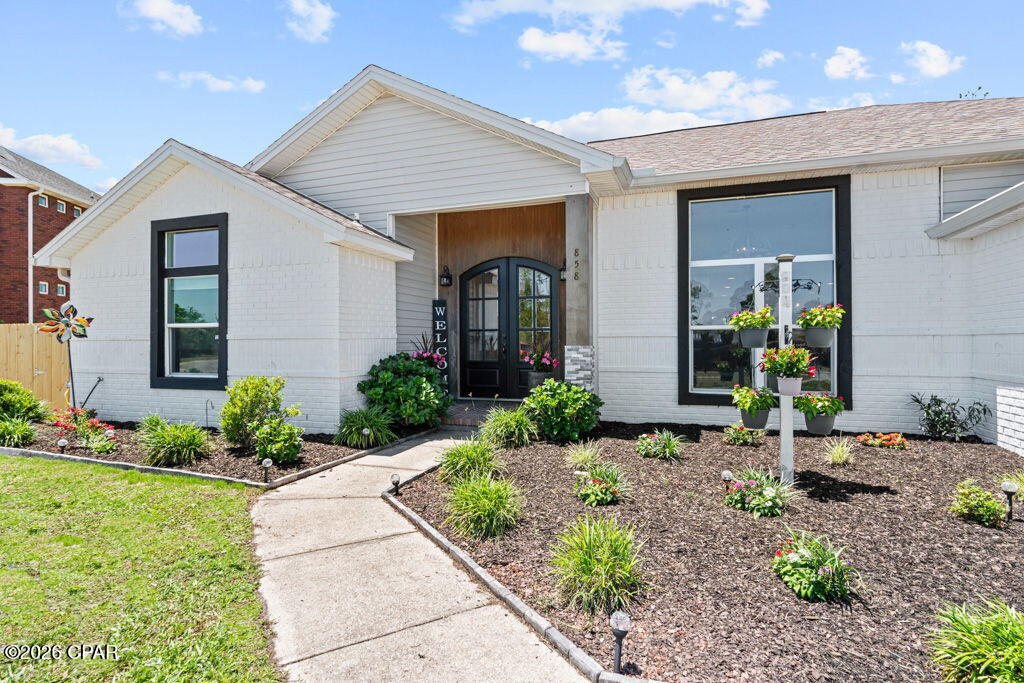 Image 3 For 858 Plantation Way