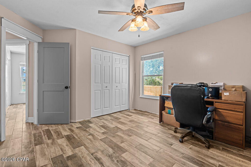 Image 36 For 858 Plantation Way