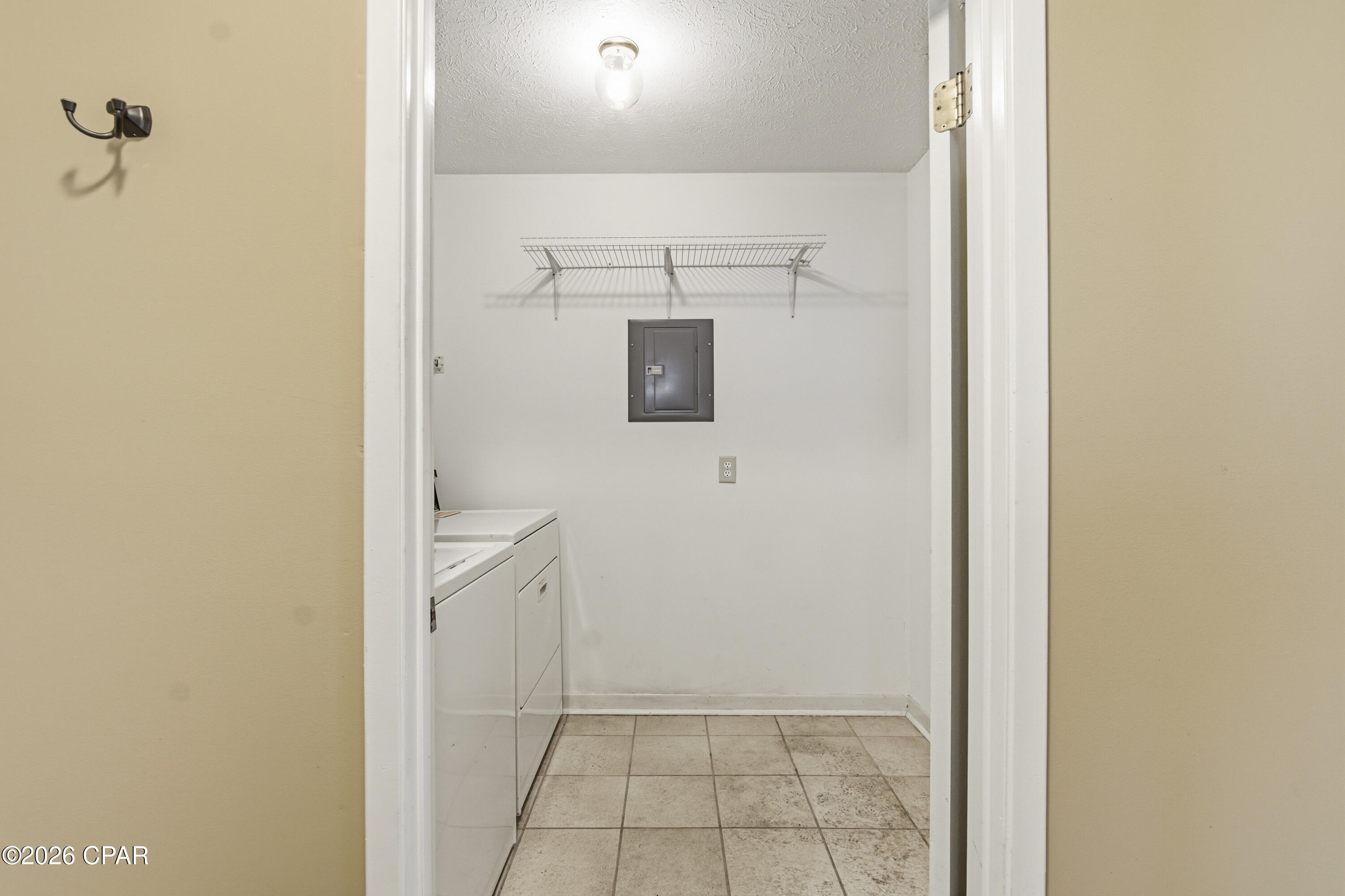 Image 40 For 1359 Capri Drive