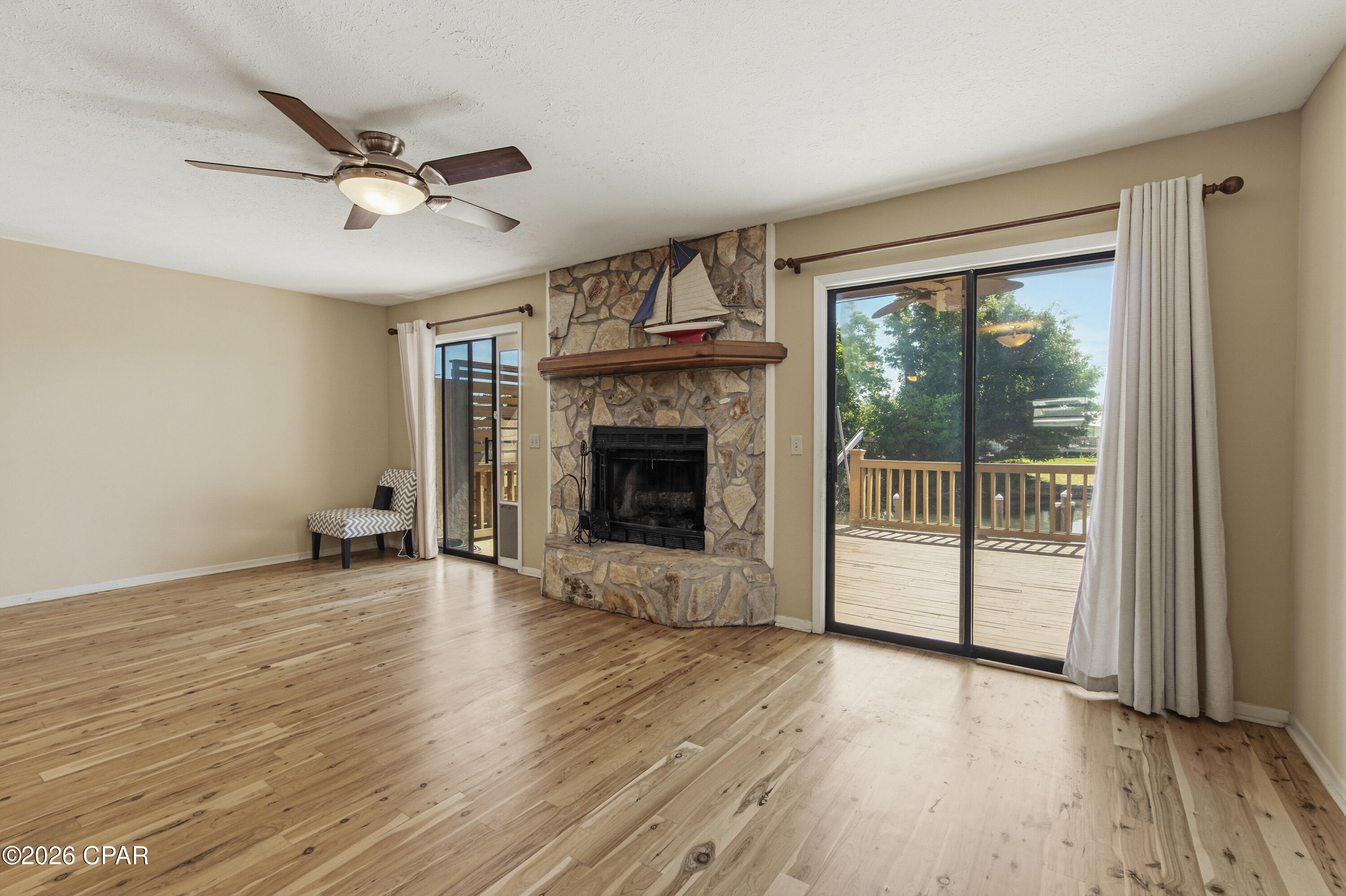 Image 9 For 1359 Capri Drive