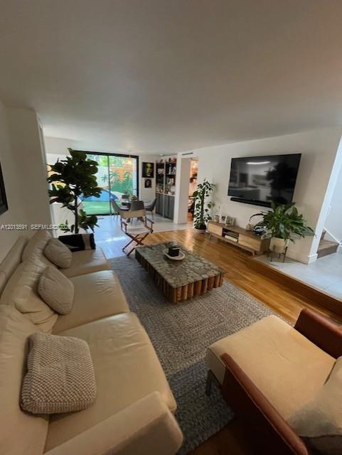 Property photo # 4