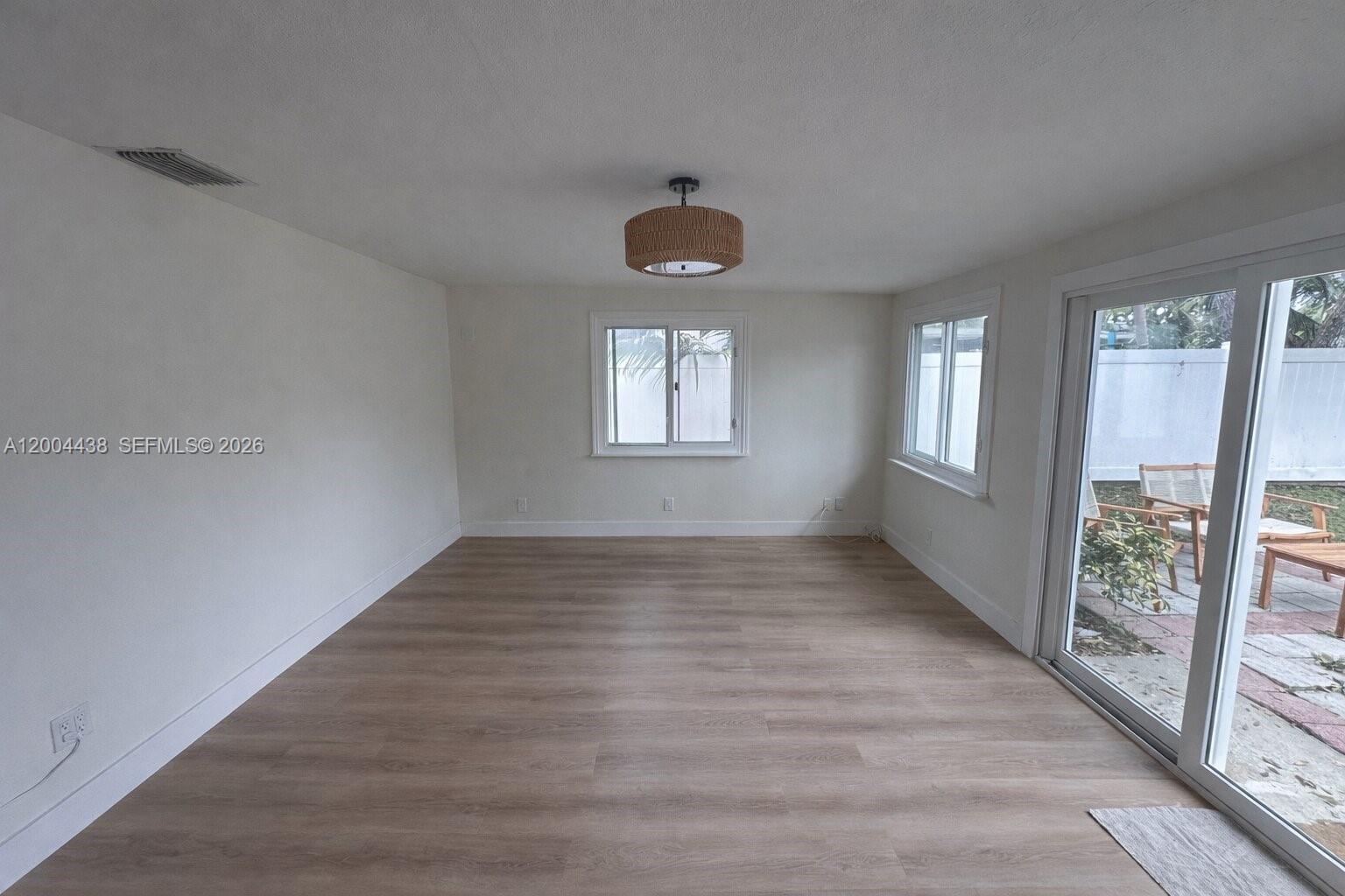 Property photo # 6